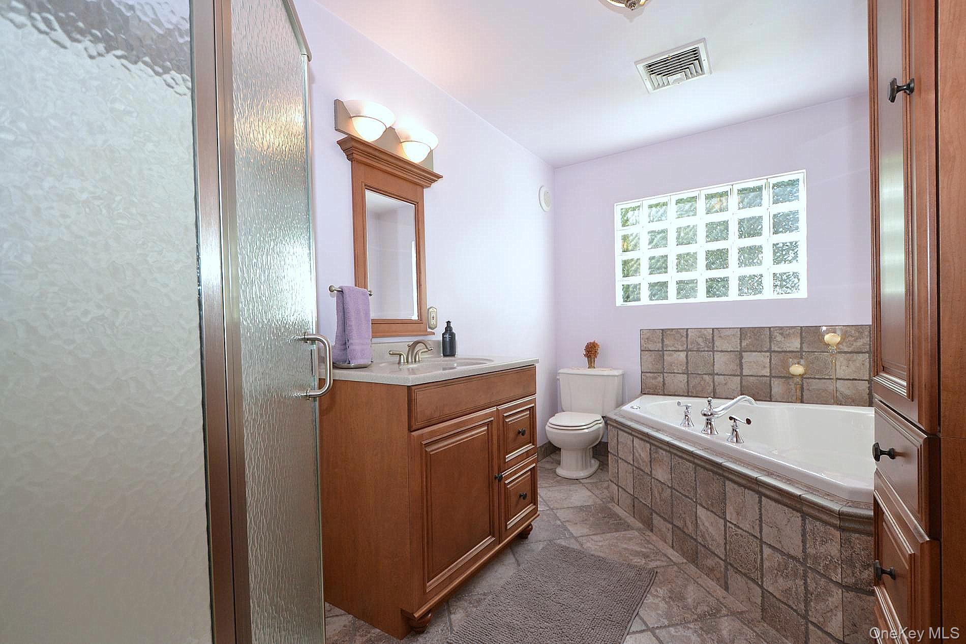 Patchogue, New York, 11772, United States, 3 Bedrooms Bedrooms, ,2 BathroomsBathrooms,Residential,For Sale,1972957