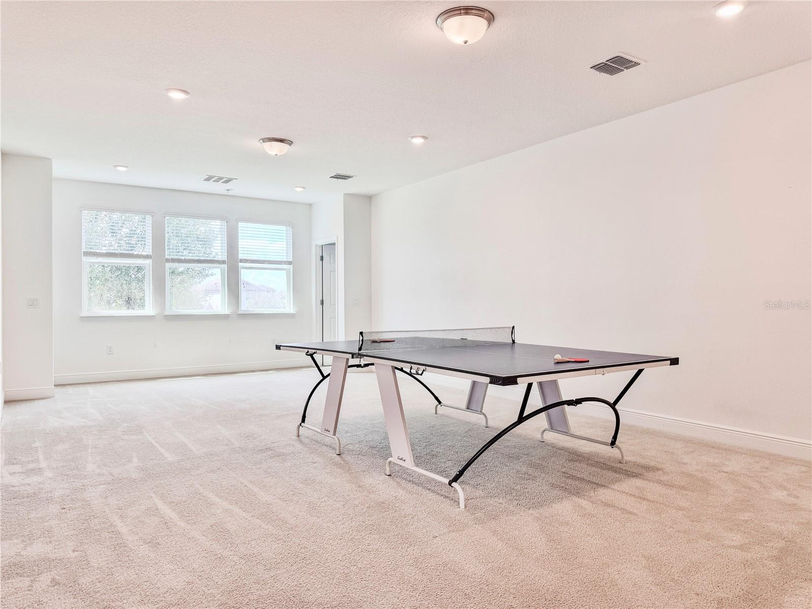 WINDERMERE, Florida, 34786, United States, 5 Bedrooms Bedrooms, ,4 BathroomsBathrooms,Residential,For Sale,2002497