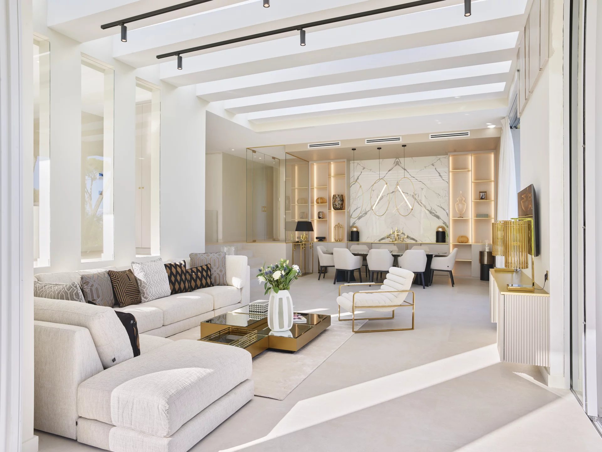 Antibes, Provence-Alpes-Côte d?Azur, 06600, FR, 4 Bedrooms Bedrooms, ,4 BathroomsBathrooms,Residential,For Sale,1610674