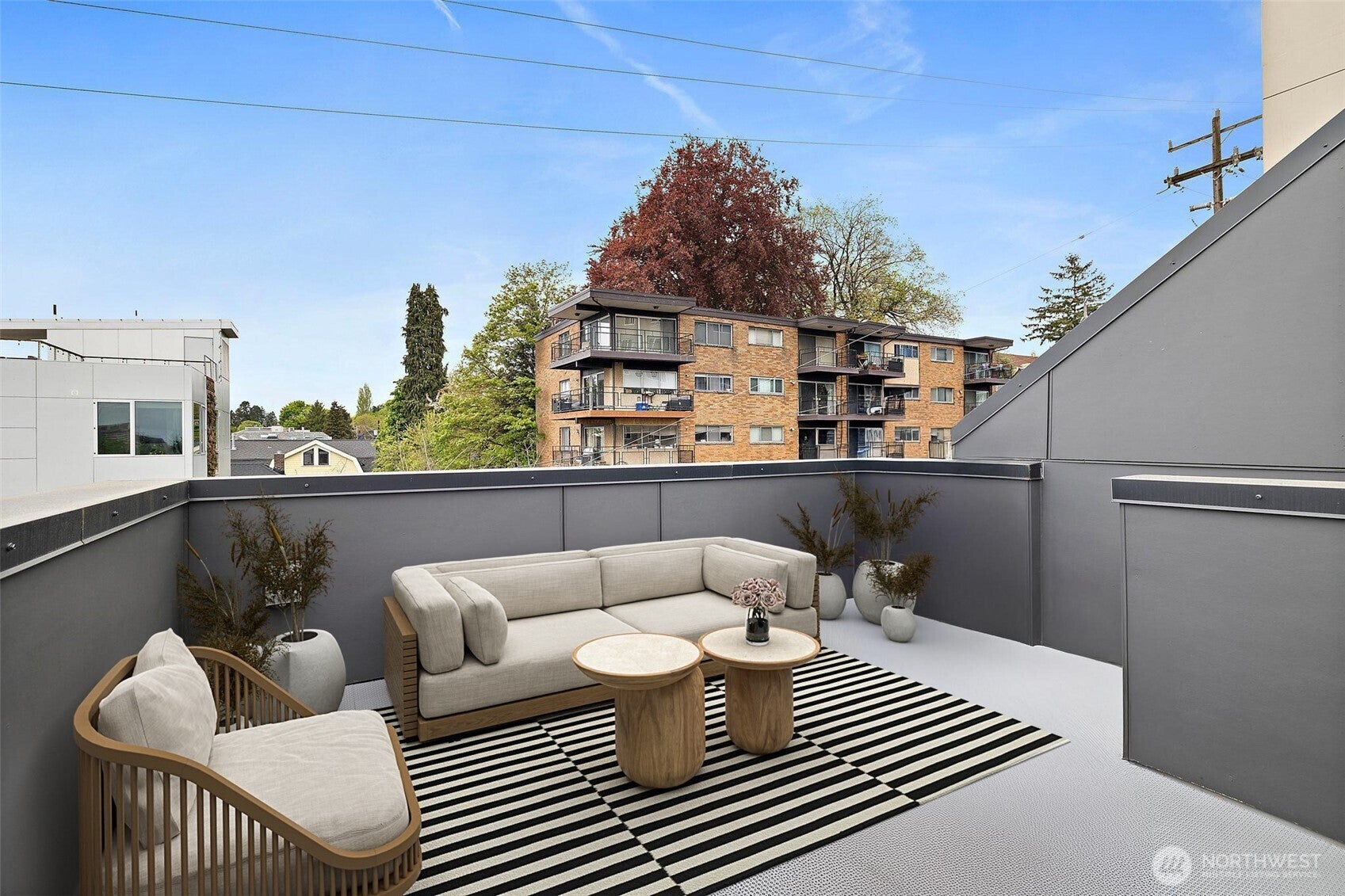 Seattle, Washington, 98102, United States, 2 Bedrooms Bedrooms, ,1 BathroomBathrooms,Residential,For Sale,1980377