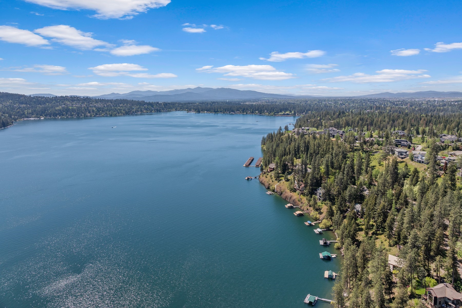  Spectacular Deepwater Hayden Lake Beauty - 物件實景