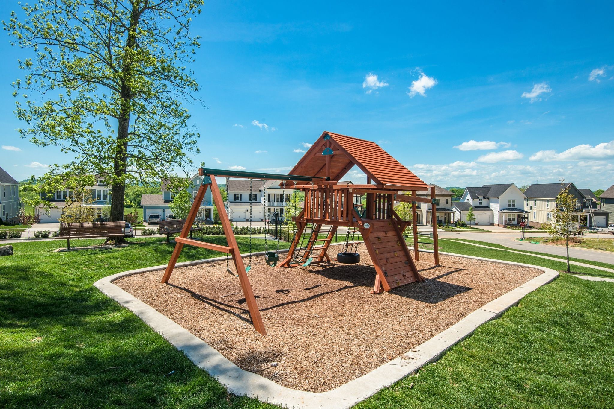 Franklin, Tennessee, 37064, United States, 4 Bedrooms Bedrooms, ,4 BathroomsBathrooms,Residential,For Sale,1989475