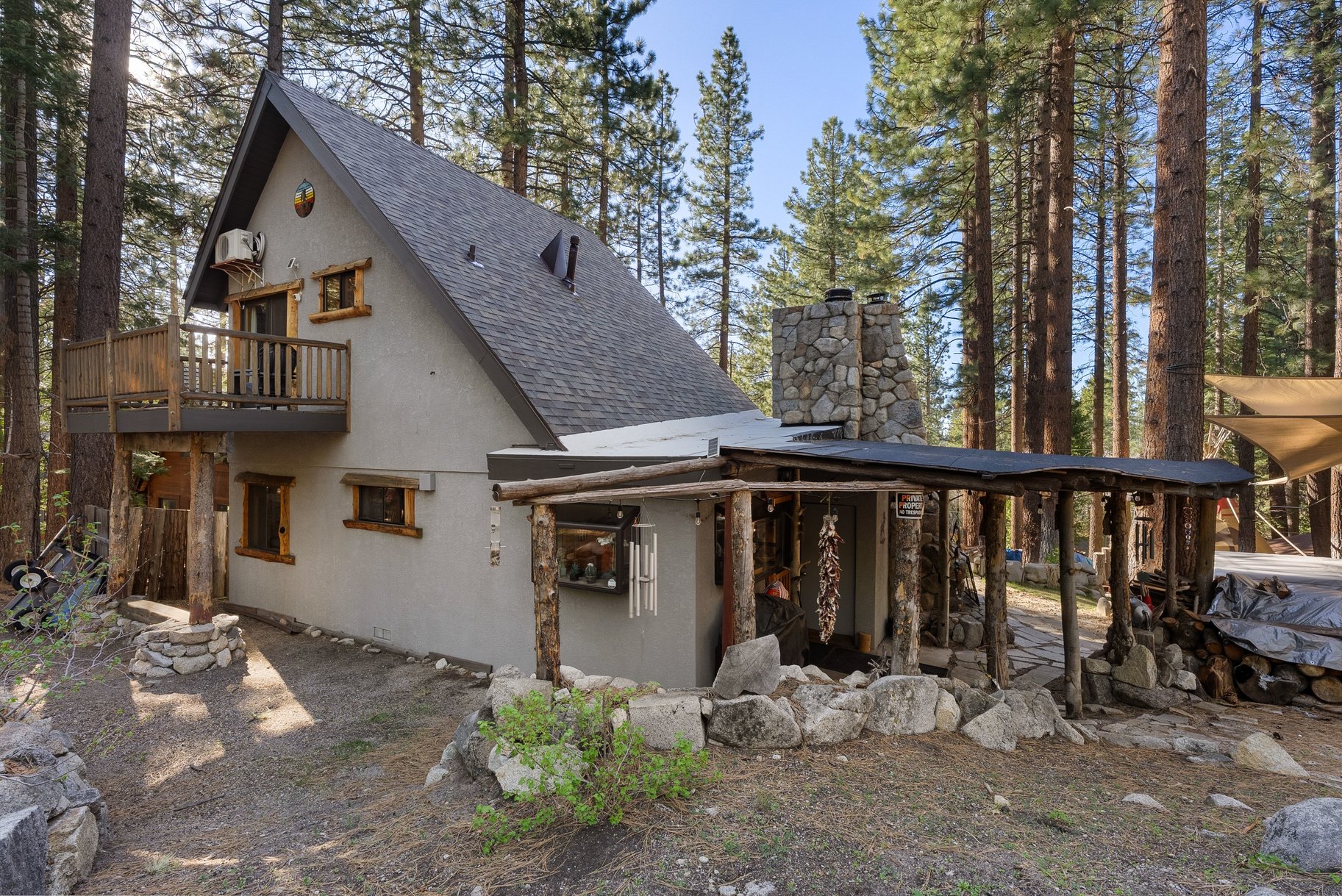  Turnkey Tahoe Retreat Backing to National Forest  Fully Remodeled & Furnish - 物件實景