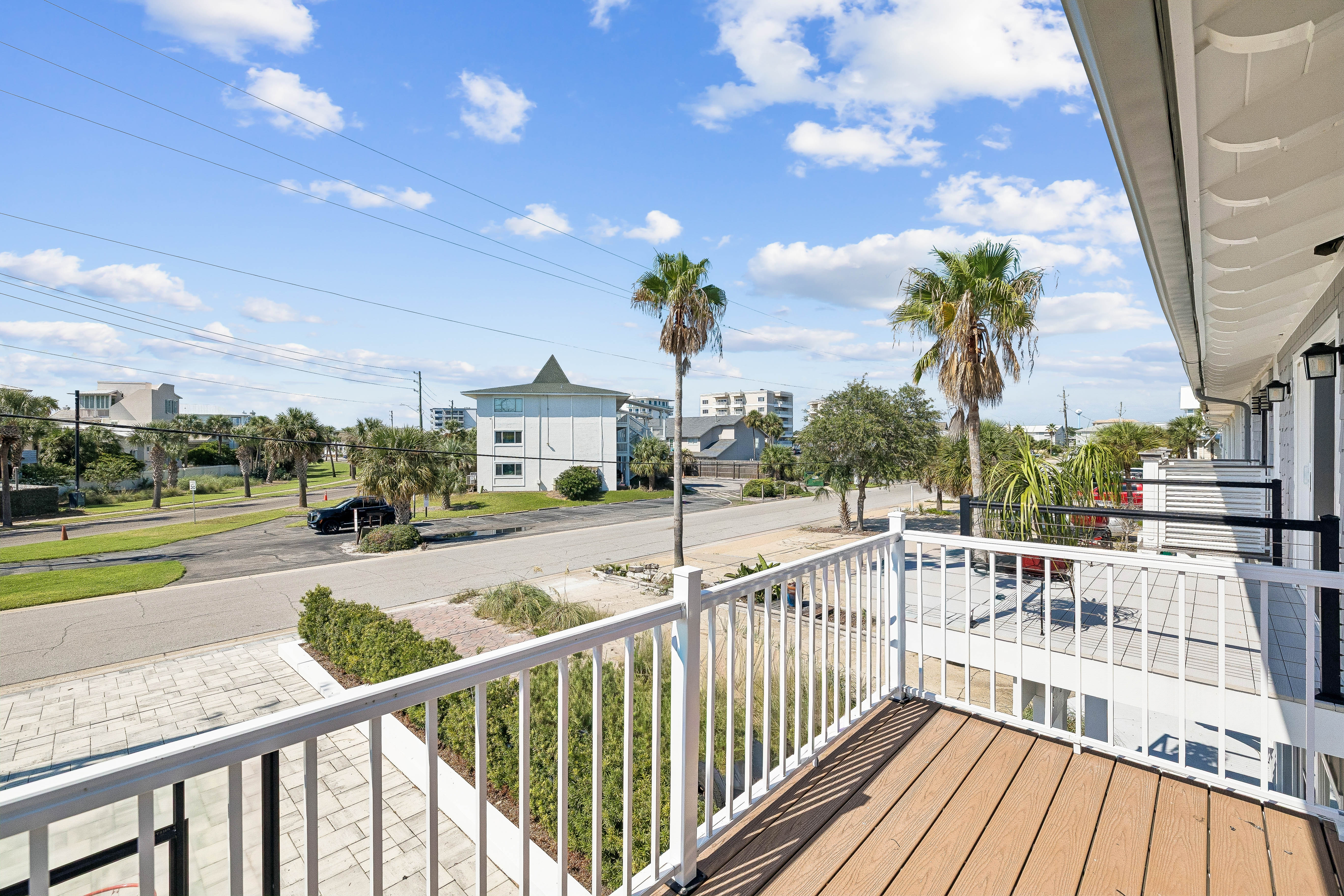  Renovated Harborfront Townhome With 40-Foot Boat Slip - 物件實景