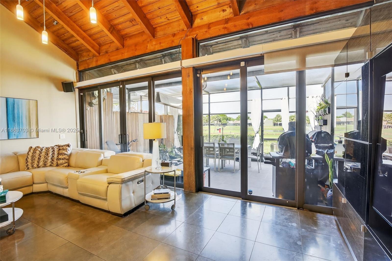 Pembroke Pines, Florida, 33026, United States, 3 Bedrooms Bedrooms, ,3 BathroomsBathrooms,Residential,For Sale,1954941