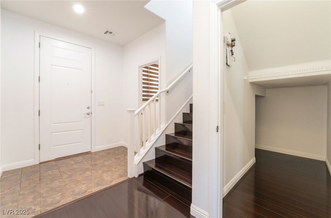 Las Vegas, Nevada, 89135, United States, 3 Bedrooms Bedrooms, ,3 BathroomsBathrooms,Residential,For Sale,1977771