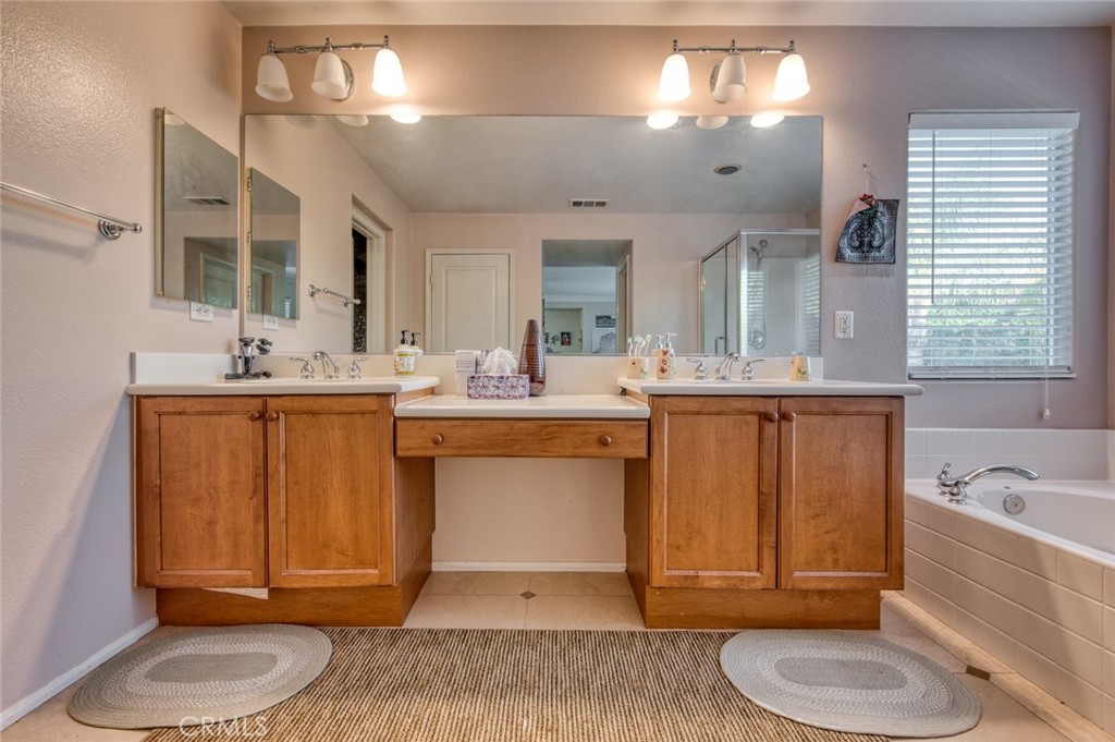 Temecula, California, 92591, United States, 4 Bedrooms Bedrooms, ,3 BathroomsBathrooms,Residential,For Sale,1967946