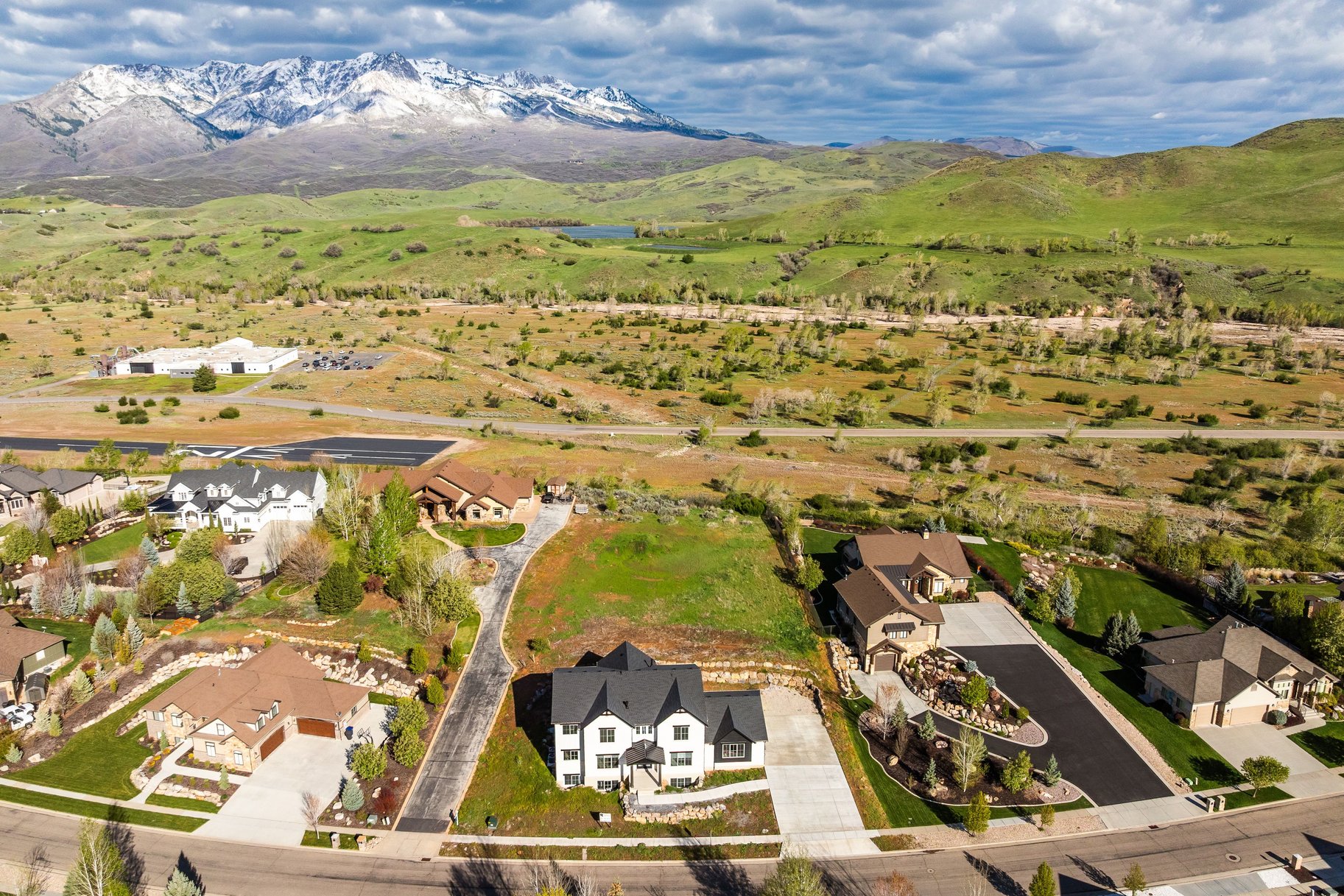  .88 Acre Lot in Mtn. Green with Unobstructed Snowbasin Views - 物件實景
