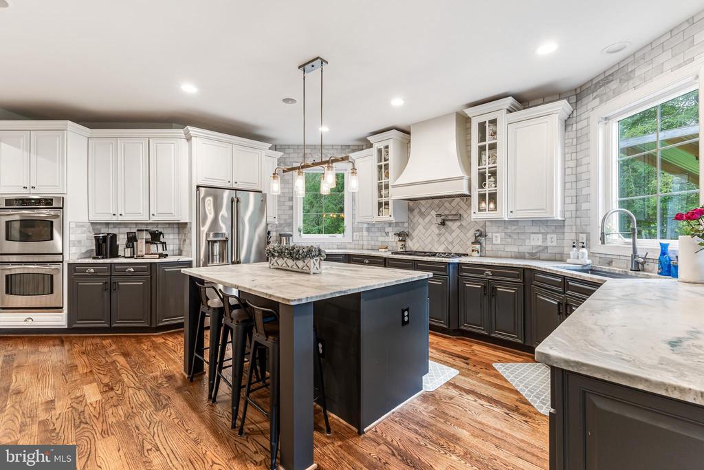 Manassas, Virginia, 20112, United States, 5 Bedrooms Bedrooms, ,5 BathroomsBathrooms,Residential,For Sale,1825143