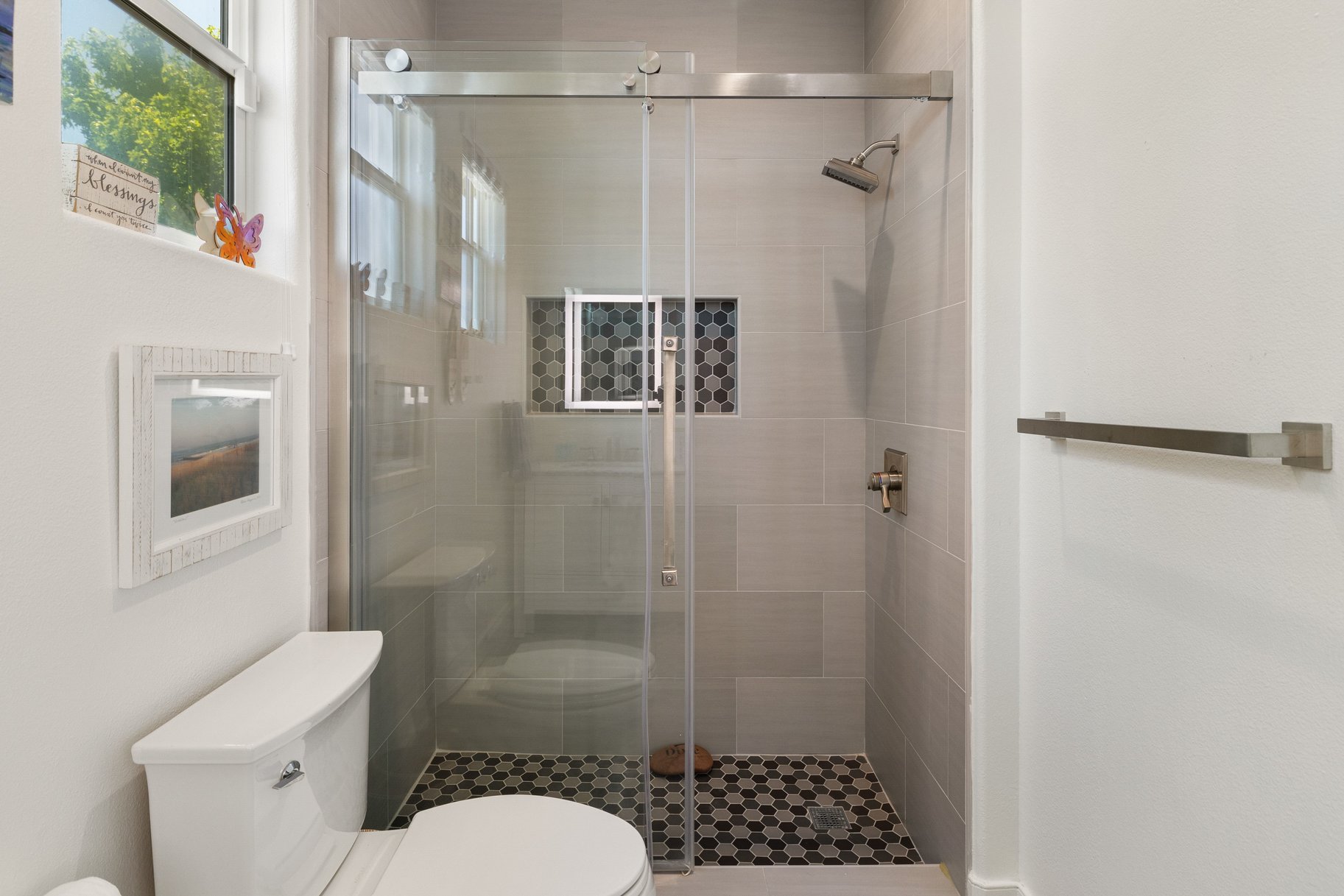  Gorgeous, Fully Updated Arrowcreek Home with Stunning Views - 物件實景