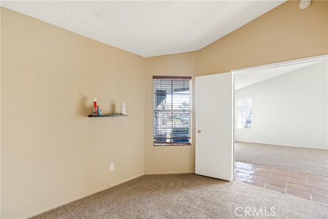 Lake Elsinore, California, 92530, United States, 4 Bedrooms Bedrooms, ,2 BathroomsBathrooms,Residential,For Sale,1977818