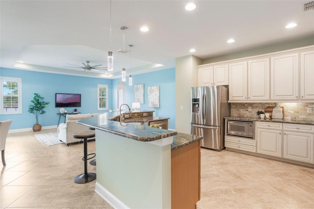 Orlando, Florida, 32820, United States, 4 Bedrooms Bedrooms, ,3 BathroomsBathrooms,Residential,For Sale,1876039