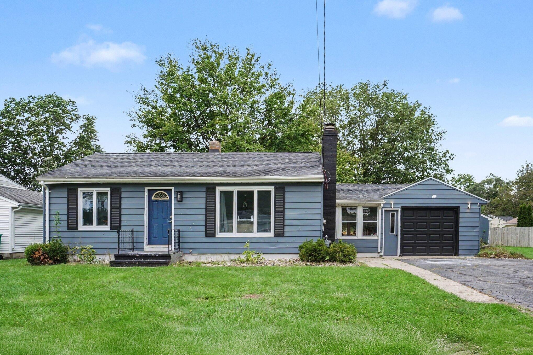 Lorac St, Portage, MI 49002 #1
