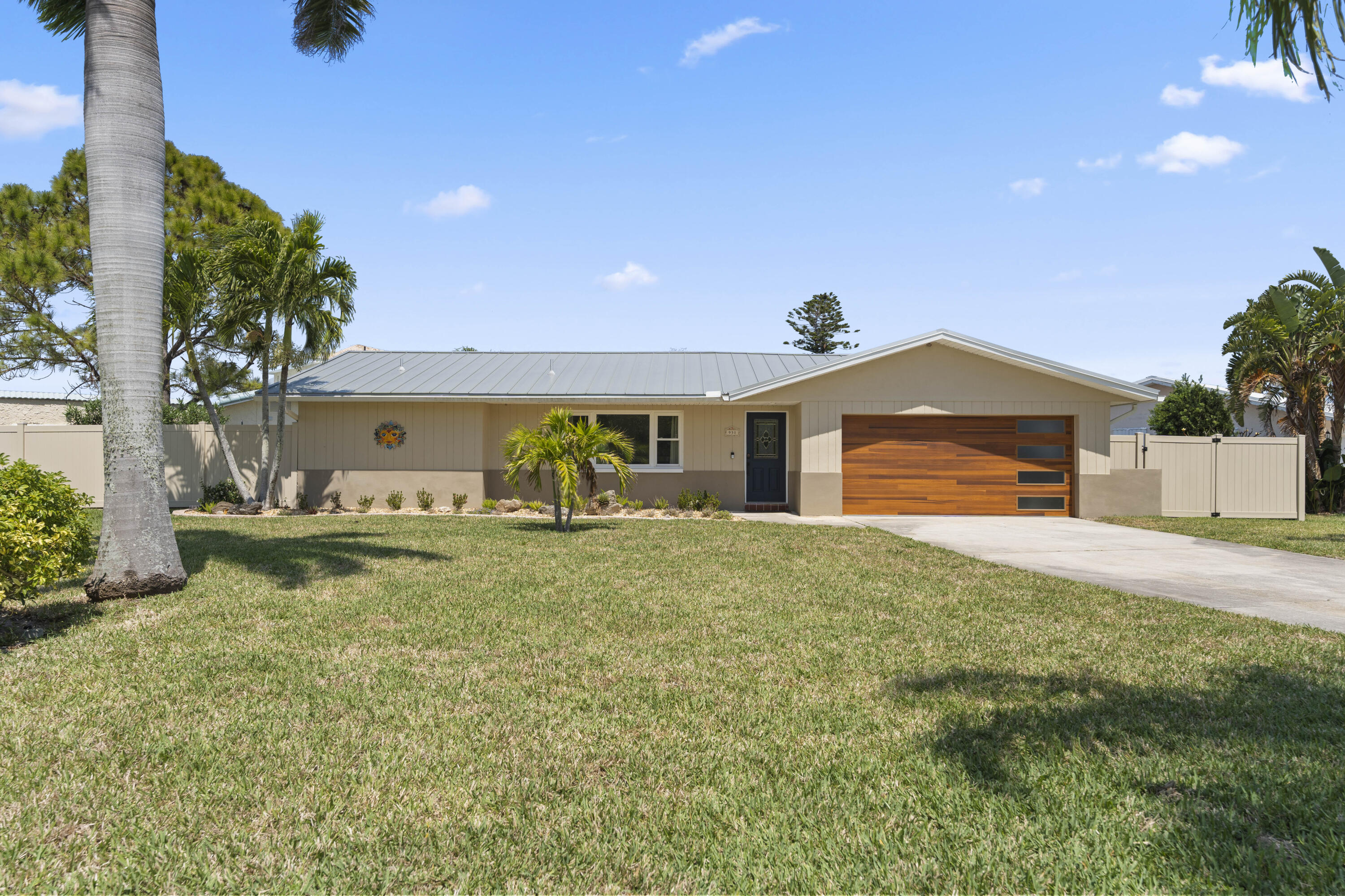 Cocoa Beach, Florida, 32931, United States, 4 Bedrooms Bedrooms, ,2 BathroomsBathrooms,Residential,For Sale,1981762