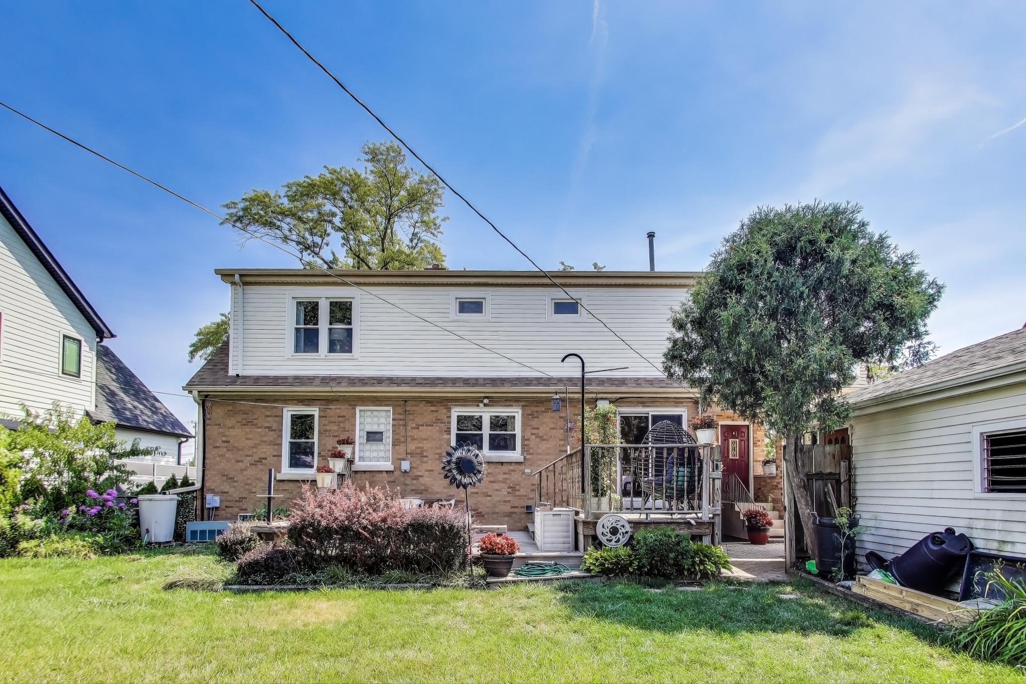 Harwood Heights, Illinois, 60706, United States, 2 Bedrooms Bedrooms, ,Residential,For Sale,1928738