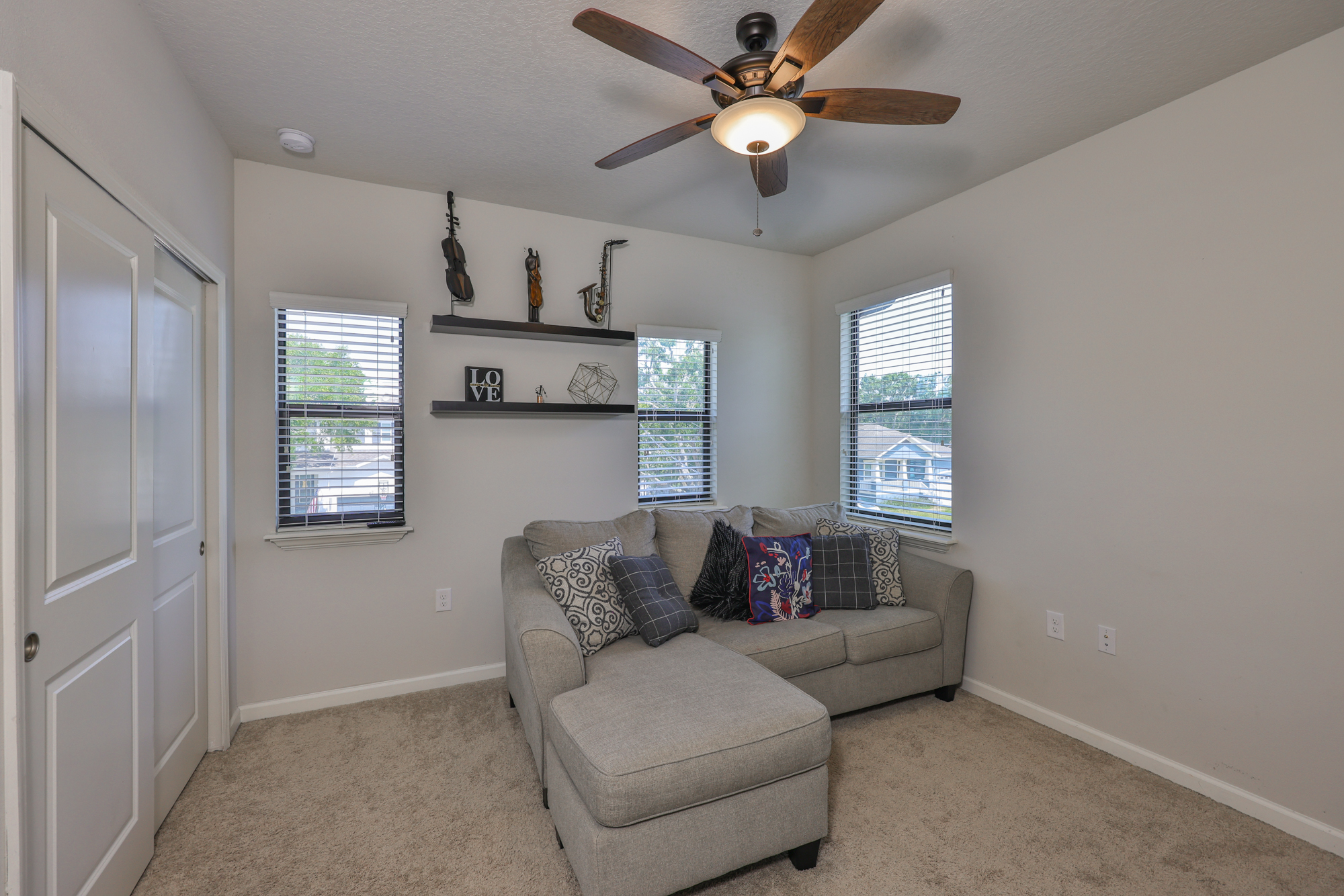 Tampa, Florida, 33616, United States, 4 Bedrooms Bedrooms, ,3 BathroomsBathrooms,Residential,For Sale,1920759