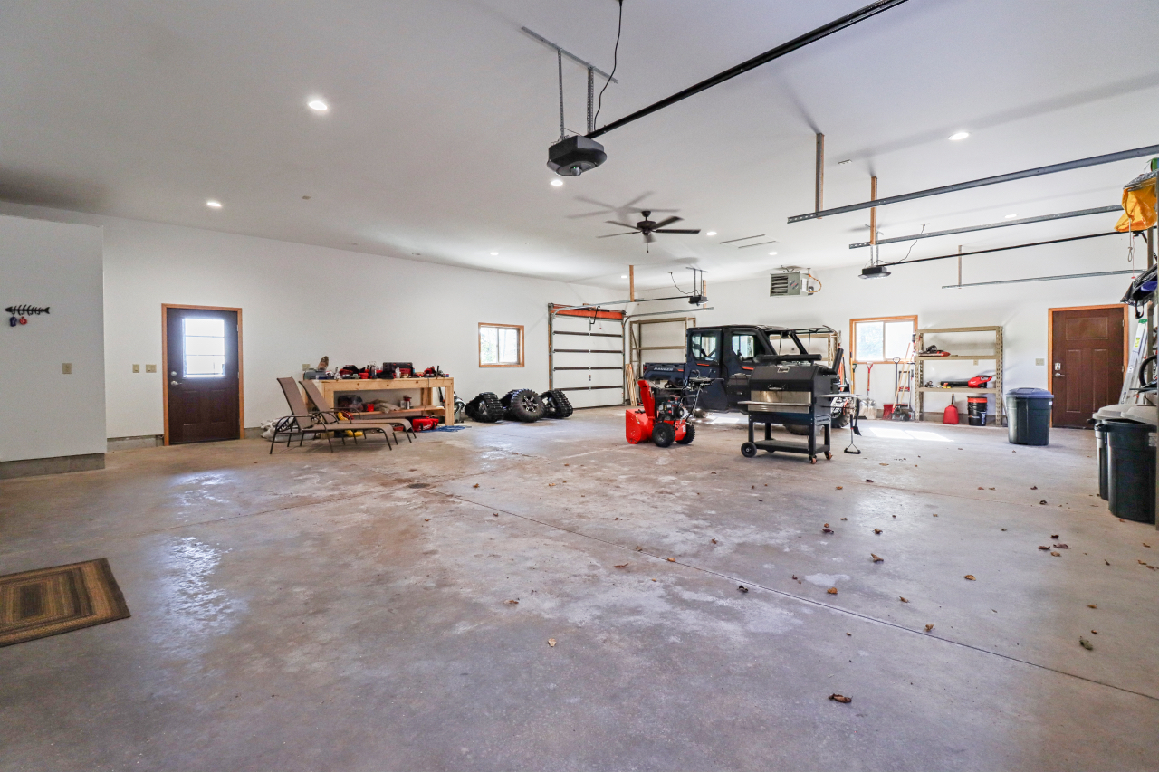 Marenisco, Wisconsin, 49947, United States, 4 Bedrooms Bedrooms, ,4 BathroomsBathrooms,Residential,For Sale,1984446