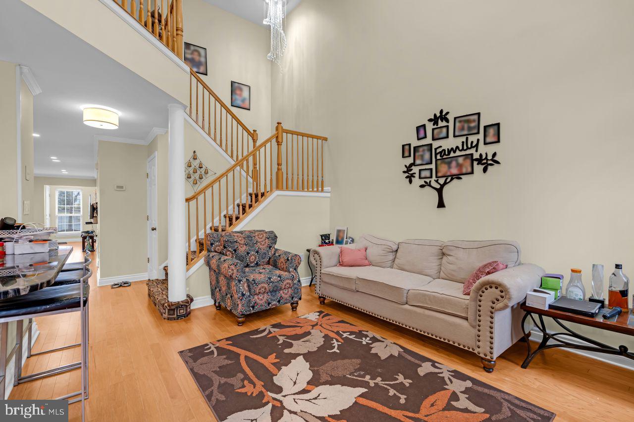 Pennington, New Jersey, 08534, United States, 3 Bedrooms Bedrooms, ,3 BathroomsBathrooms,Residential,For Sale,1987595