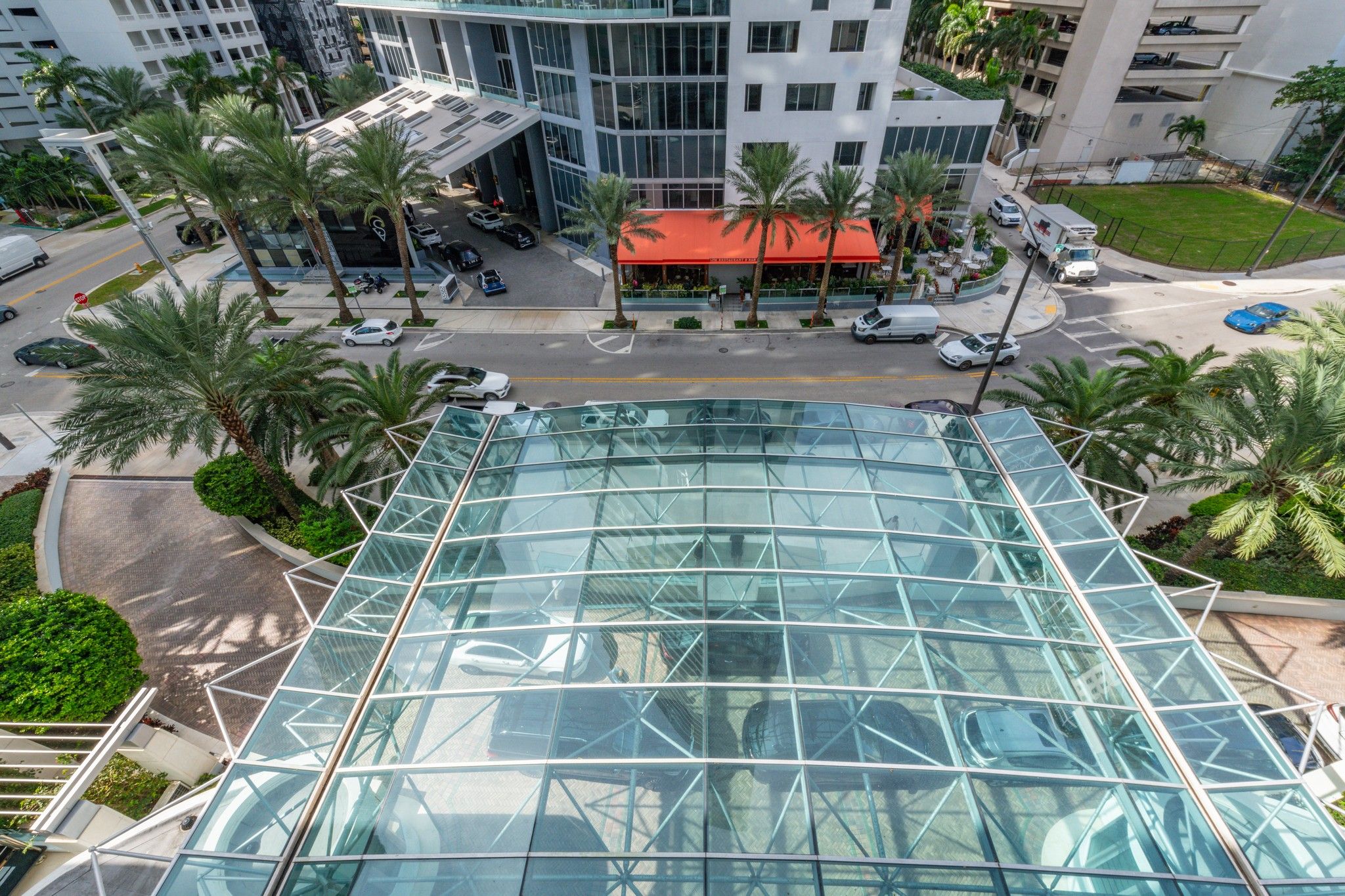  1331 Brickell Bay Dr, Miami, FL, 33131 - 物件實景