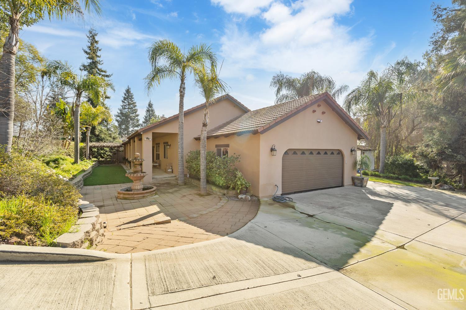 Lindsay, California, 93274, United States, 3 Bedrooms Bedrooms, ,2 BathroomsBathrooms,Residential,For Sale,2013537