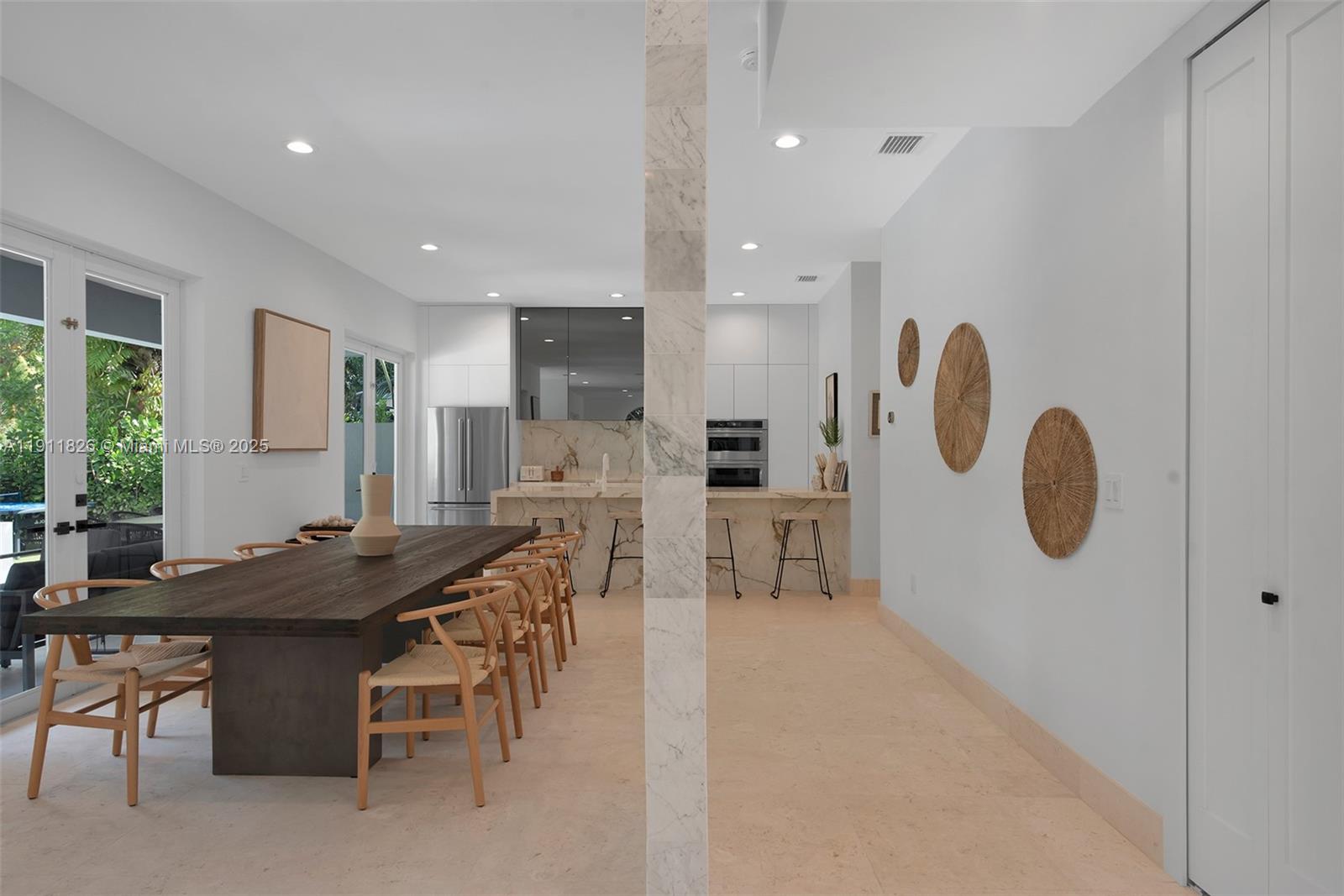 Miami, Florida, 33155, United States, 5 Bedrooms Bedrooms, ,4 BathroomsBathrooms,Residential,For Sale,1994722