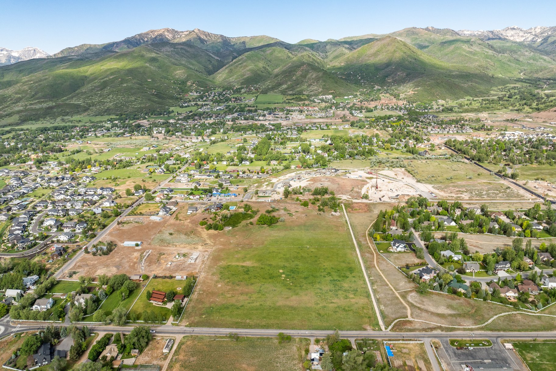  Estate Lot in the Heart of Midway - 物件實景