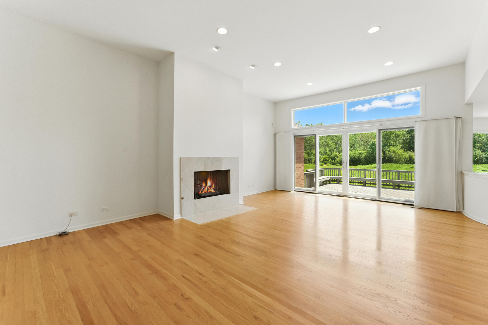 Highland Park, Illinois, 60035, United States, 4 Bedrooms Bedrooms, ,3 BathroomsBathrooms,Residential,For Sale,1912097