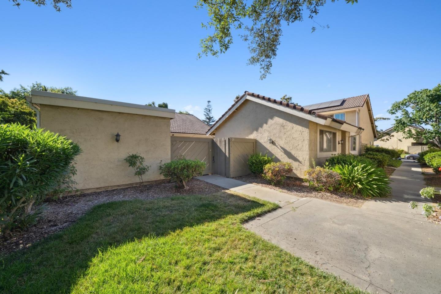 San Jose, California, 95136, United States, 3 Bedrooms Bedrooms, ,2 BathroomsBathrooms,Residential,For Sale,1917269