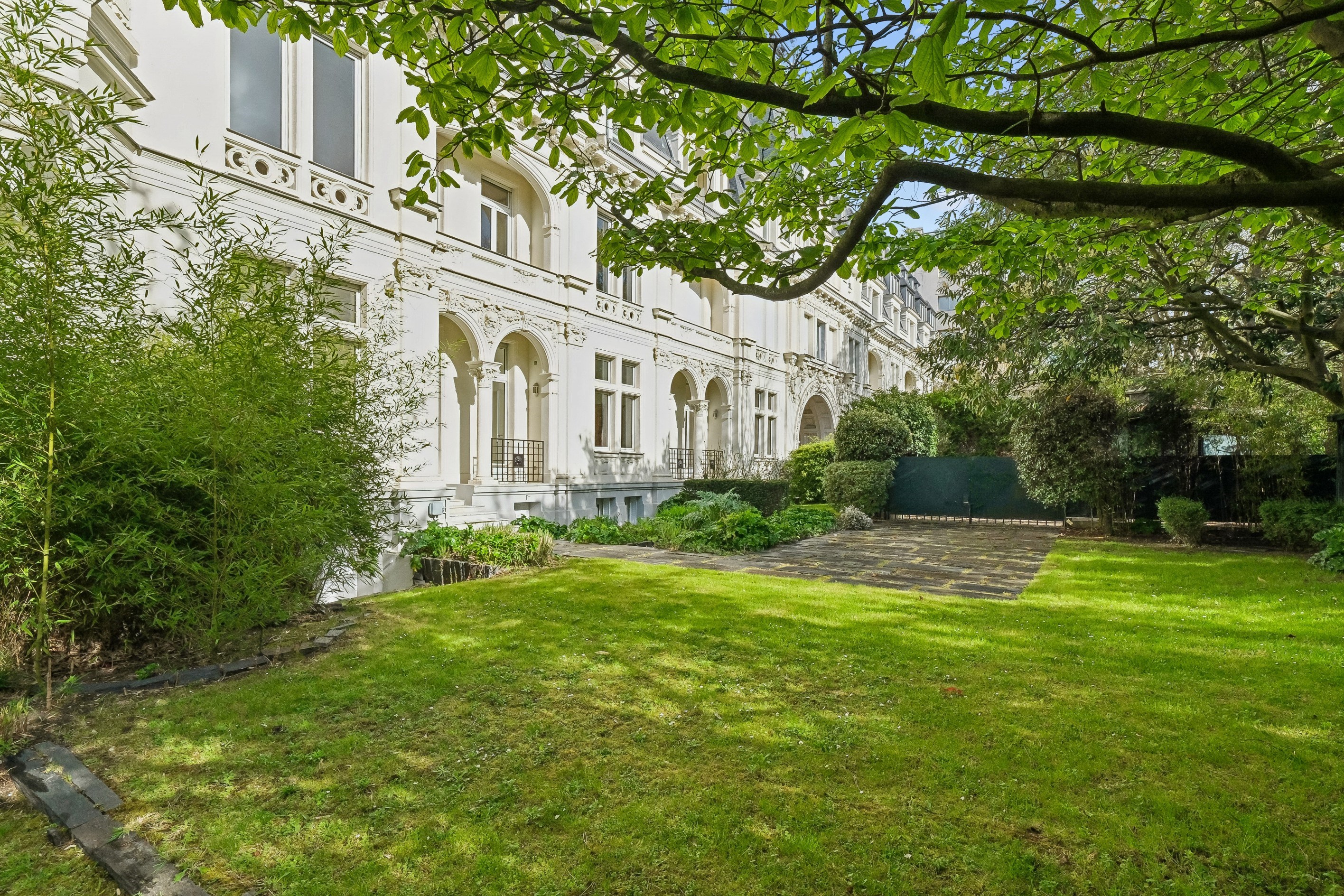  NEUILLY-SUR-SEINE / CHÂTEAU DE MADRID / Family apartment with garden - 物件實景