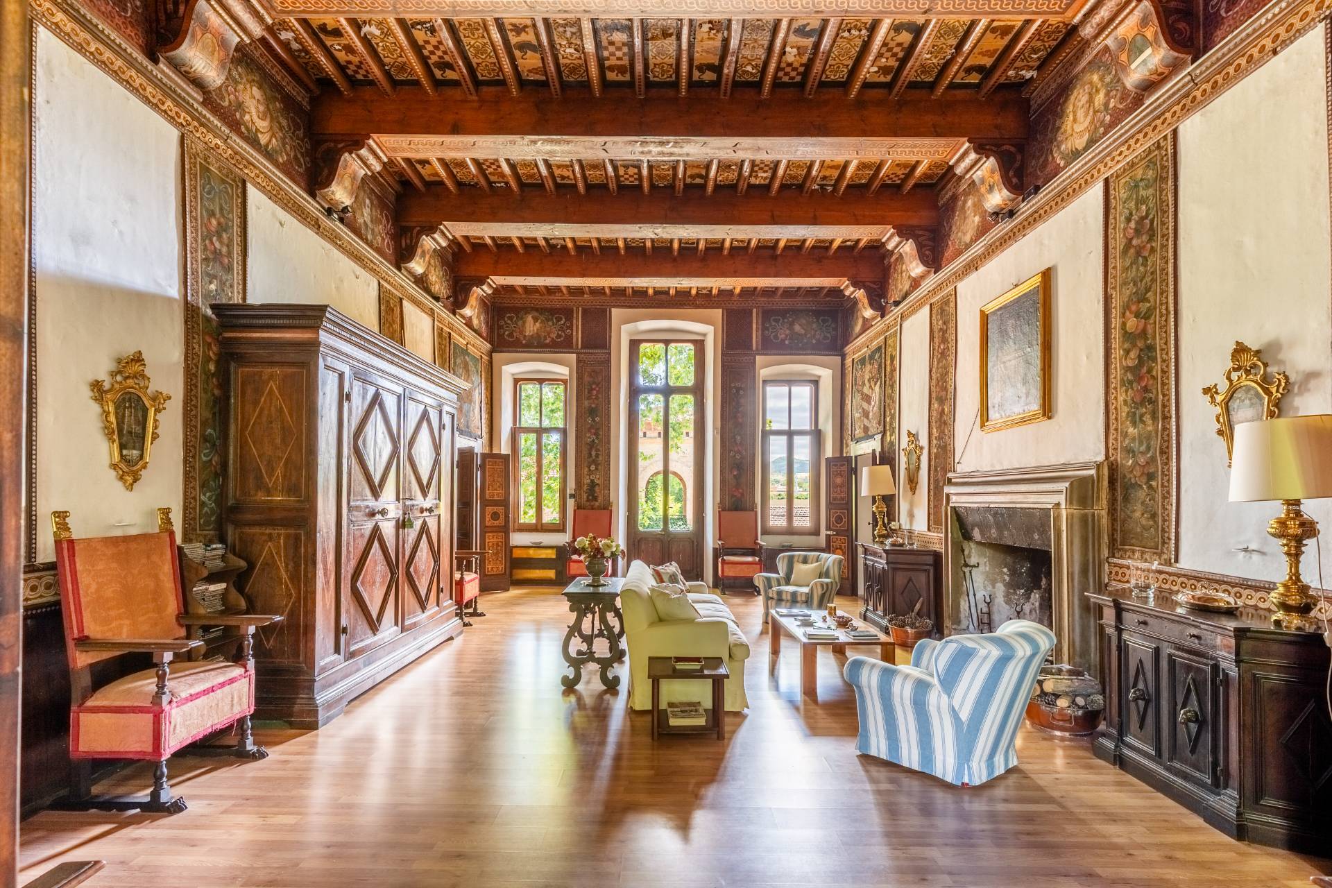 Perugia, Perugia, 06100, IT, 18 Bedrooms Bedrooms, ,5 BathroomsBathrooms,Residential,For Sale,1907420