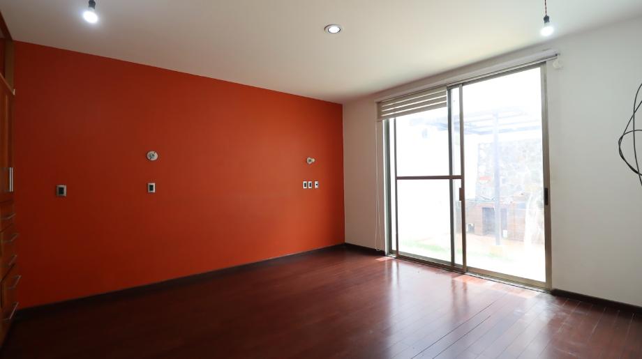Morelia, Michoacán de Ocampo, 58290, Mexico, 4 Bedrooms Bedrooms, ,4 BathroomsBathrooms,Residential,For Sale,1941746