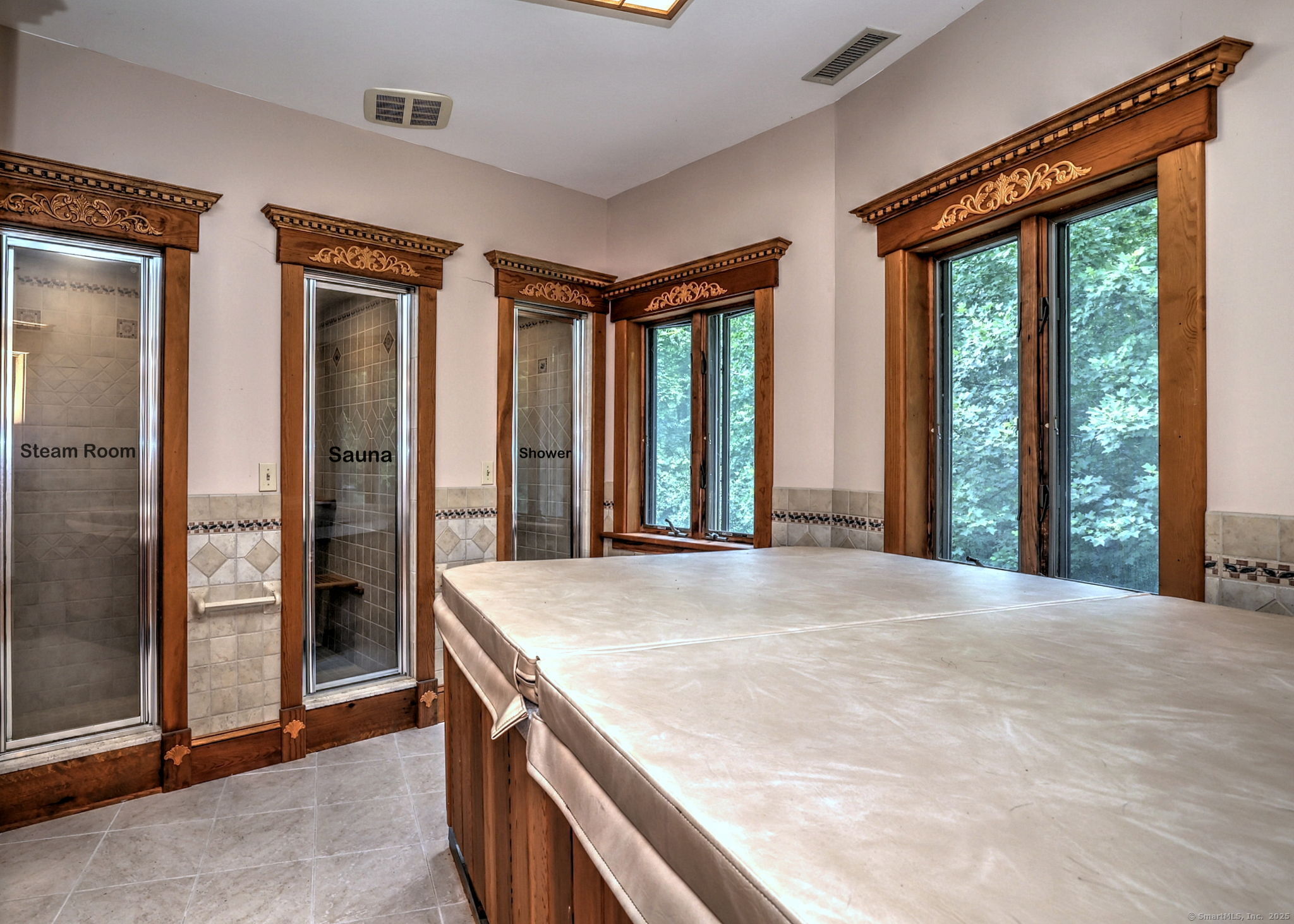 Bethany, Connecticut, 06524, United States, 4 Bedrooms Bedrooms, ,4 BathroomsBathrooms,Residential,For Sale,1905927