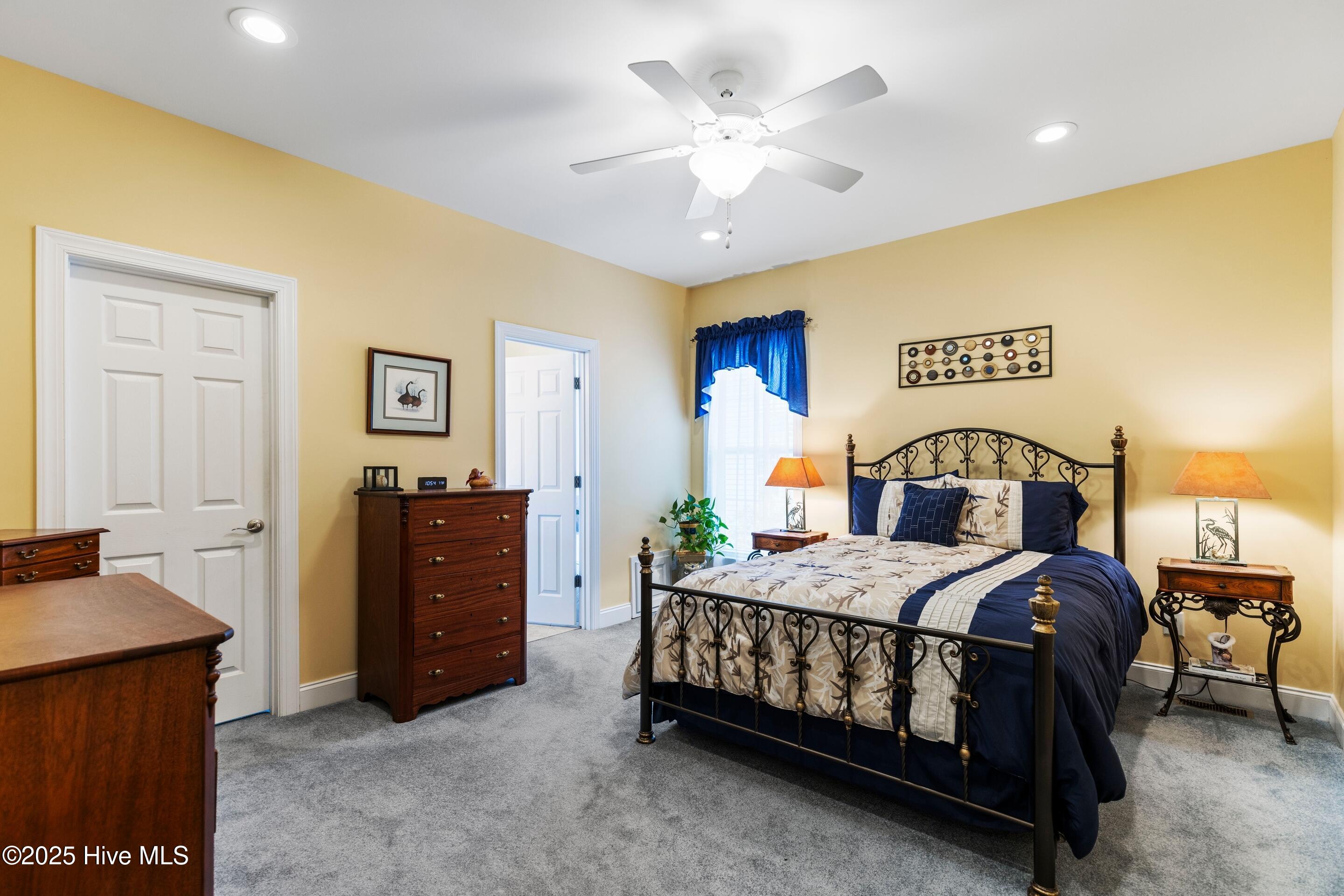 Bolivia, North Carolina, 28422, United States, 4 Bedrooms Bedrooms, ,3 BathroomsBathrooms,Residential,For Sale,1866825
