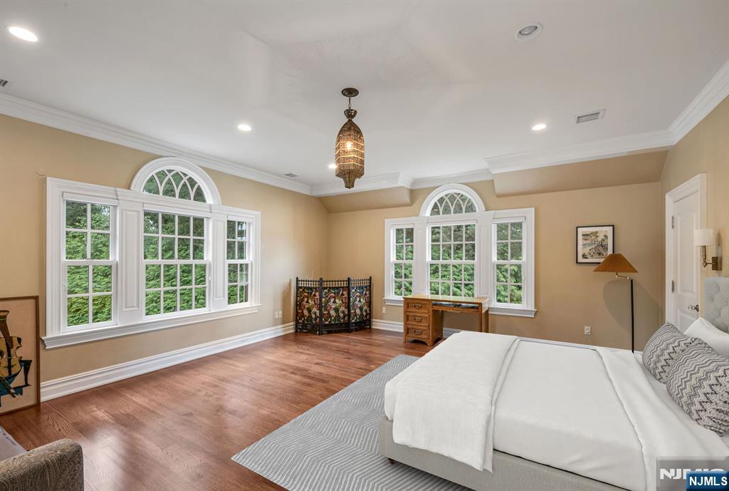 Franklin Lakes, New Jersey, 07417, United States, 6 Bedrooms Bedrooms, ,7 BathroomsBathrooms,Residential,For Sale,1903757
