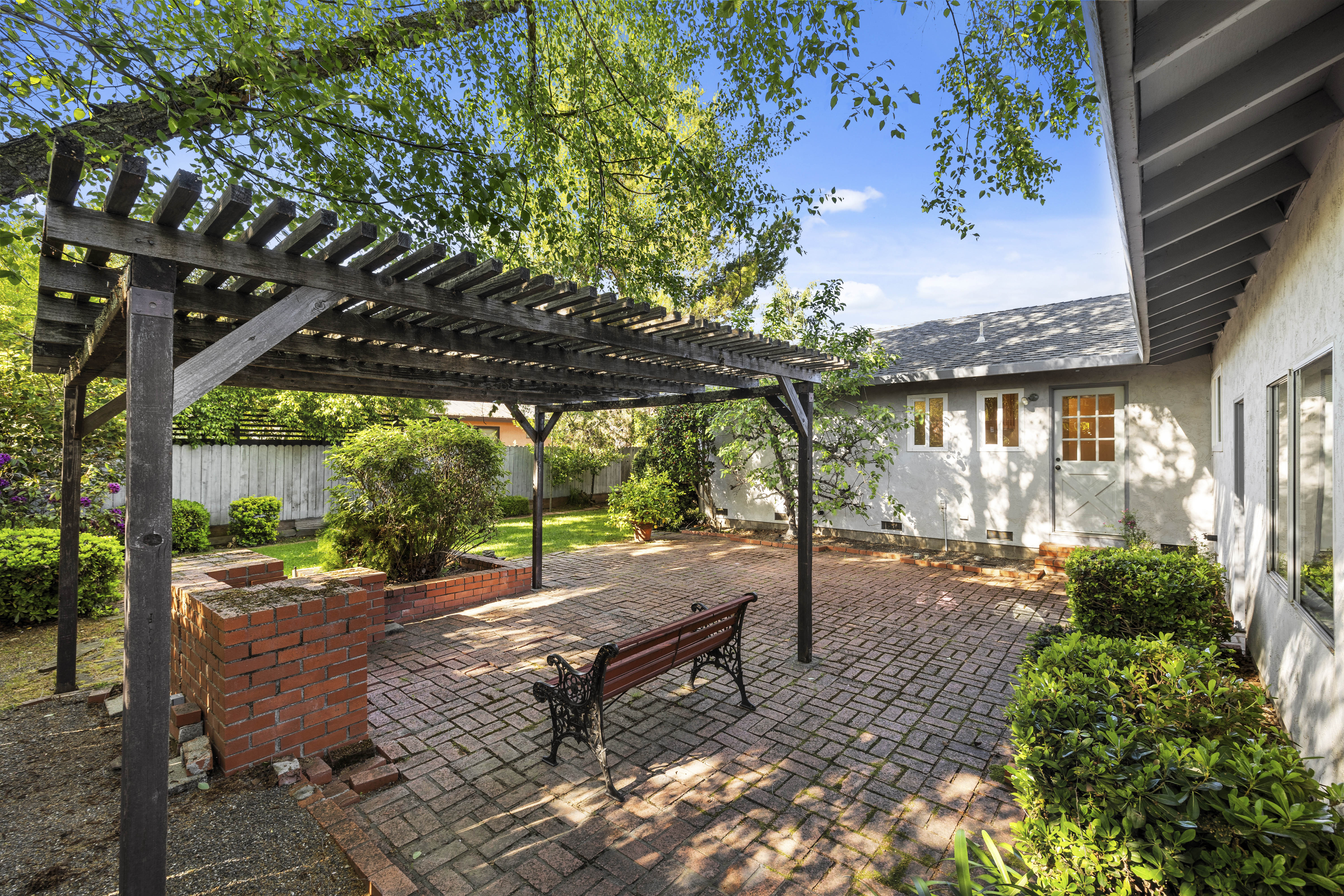  An Exceptional Wine Country Opportunity in the Heart of Yountville - 物件實景