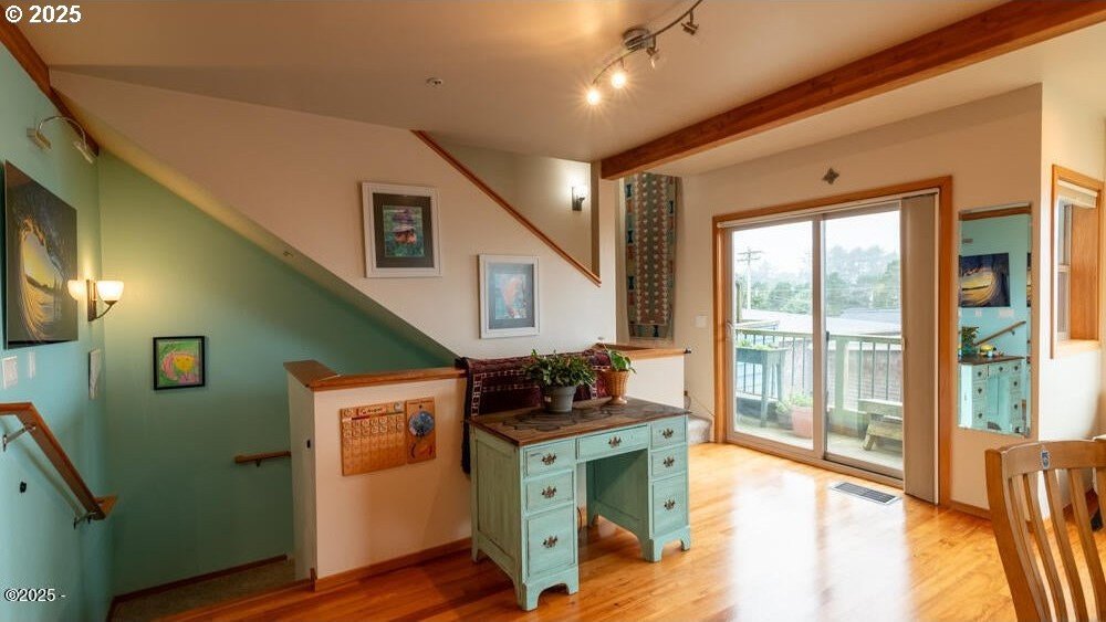 Depoe Bay, Oregon, 97341, United States, 3 Bedrooms Bedrooms, ,4 BathroomsBathrooms,Residential,For Sale,1939228