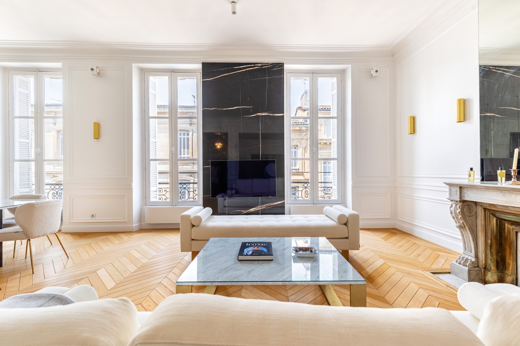  BORDEAUX – TRIANGLE AREA – EXQUISITE BOURGEOIS APARTMENT – 2 BEDROOMS – LIFT - 物件實景