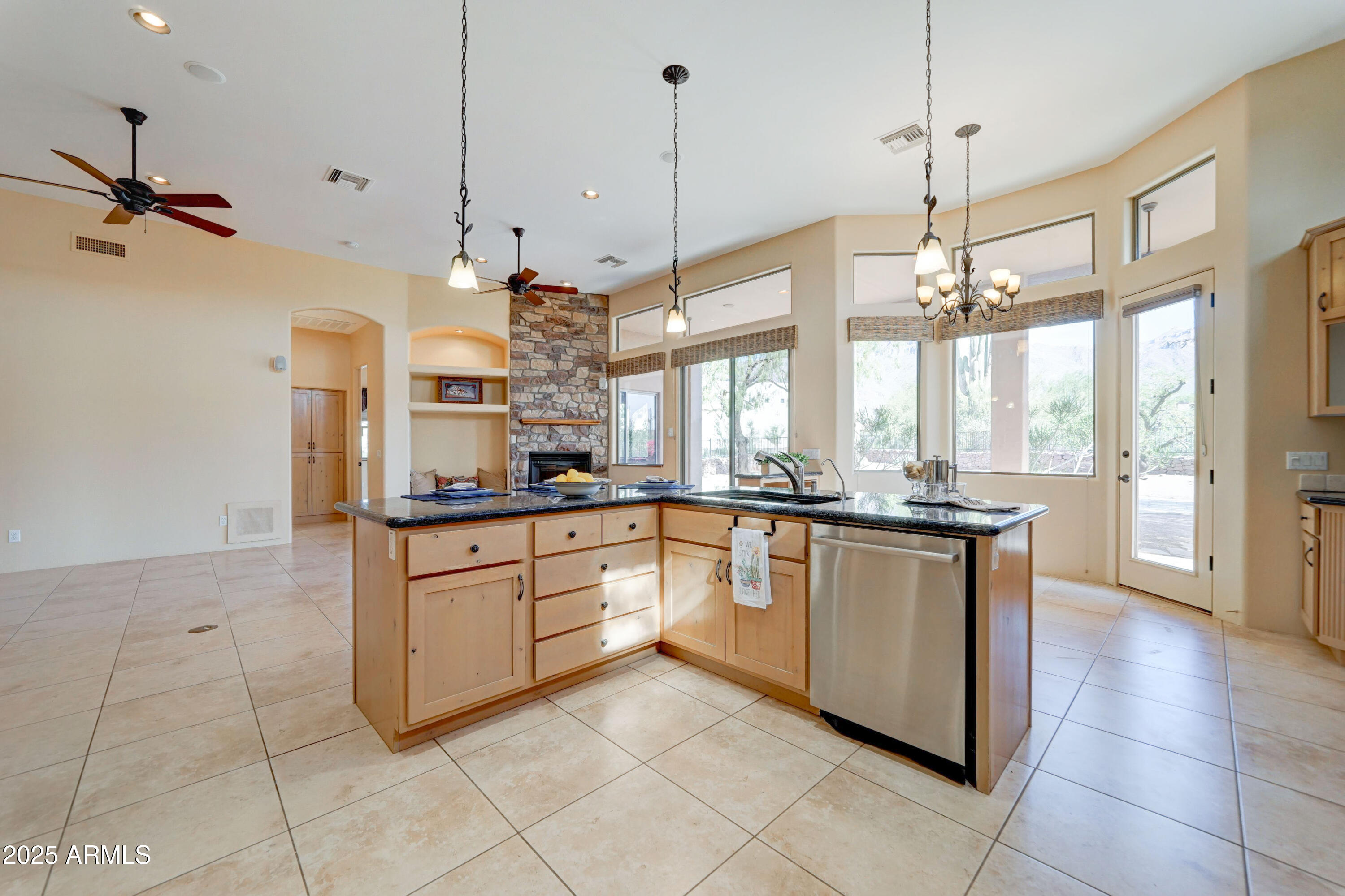 Gold Canyon, Arizona, 85119, United States, 3 Bedrooms Bedrooms, ,2 BathroomsBathrooms,Residential,For Sale,1992820