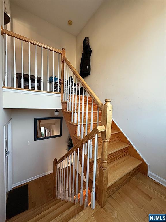 Harrison, New Jersey, 07029, United States, 5 Bedrooms Bedrooms, ,5 BathroomsBathrooms,Residential,For Sale,1985698