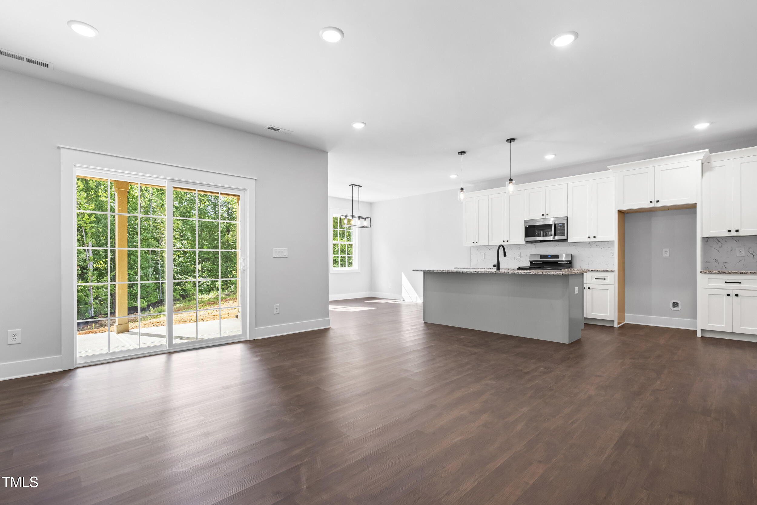 Youngsville, North Carolina, 27596, United States, 5 Bedrooms Bedrooms, ,4 BathroomsBathrooms,Residential,For Sale,1917222