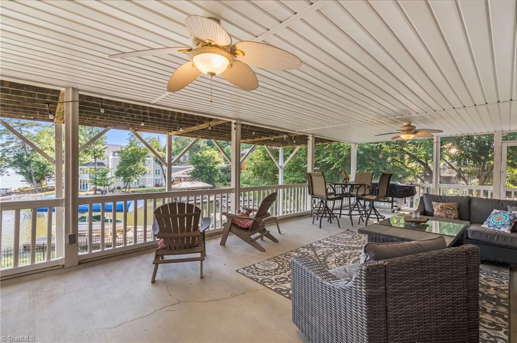 New London, North Carolina, 28127, United States, 3 Bedrooms Bedrooms, ,2 BathroomsBathrooms,Residential,For Sale,1991438