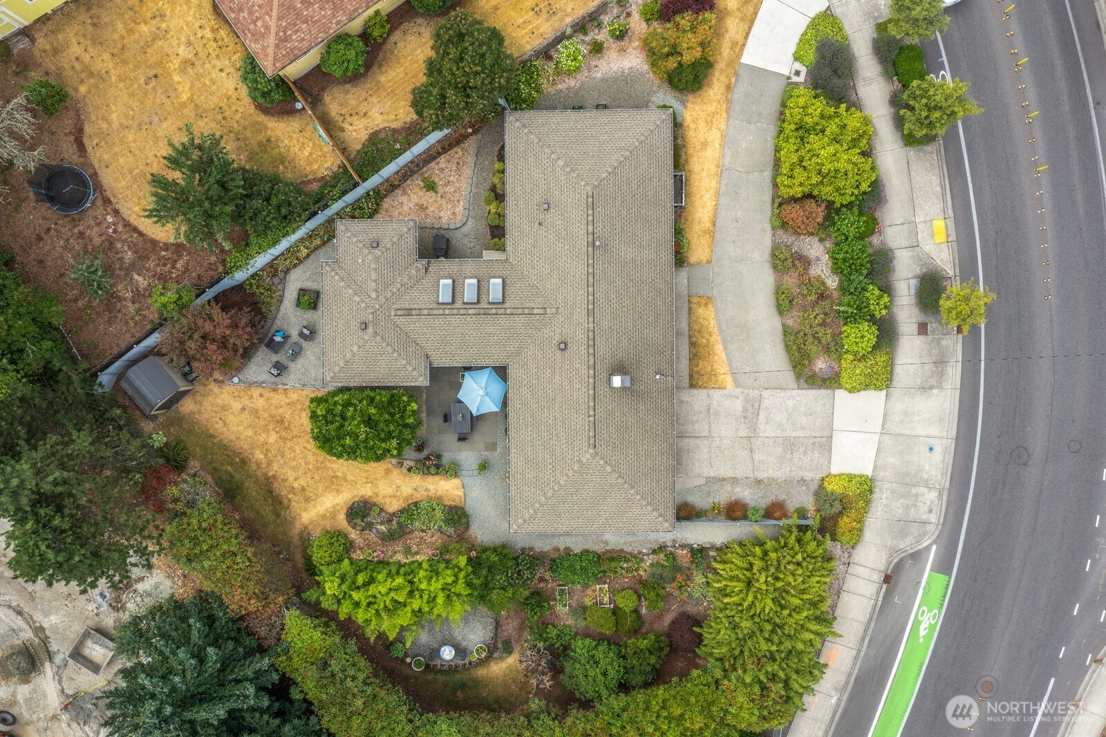 Bellevue, Washington, 98006, United States, 4 Bedrooms Bedrooms, ,1 BathroomBathrooms,Residential,For Sale,1913092