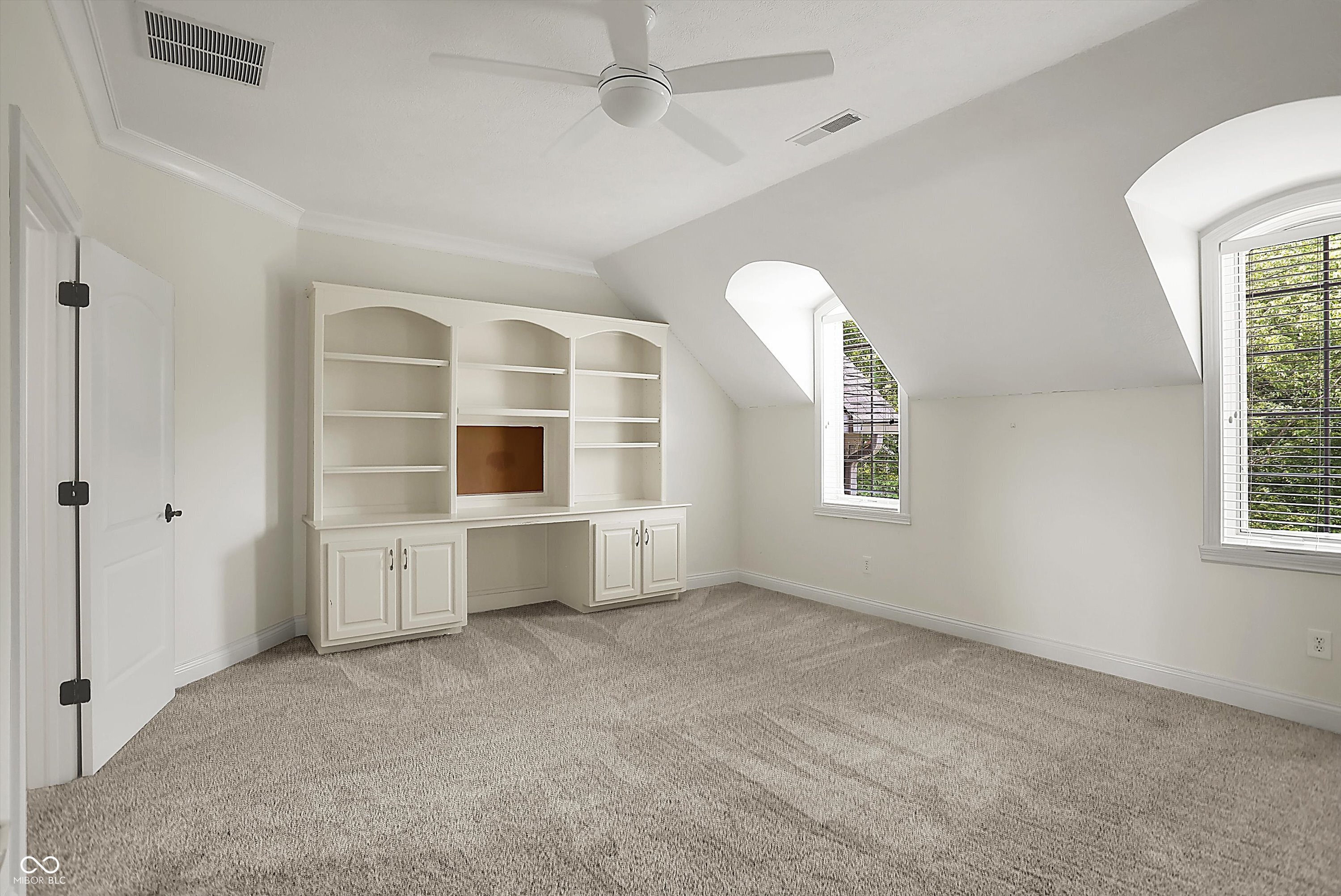 Noblesville, Indiana, 46062, United States, 6 Bedrooms Bedrooms, ,9 BathroomsBathrooms,Residential,For Sale,1979033