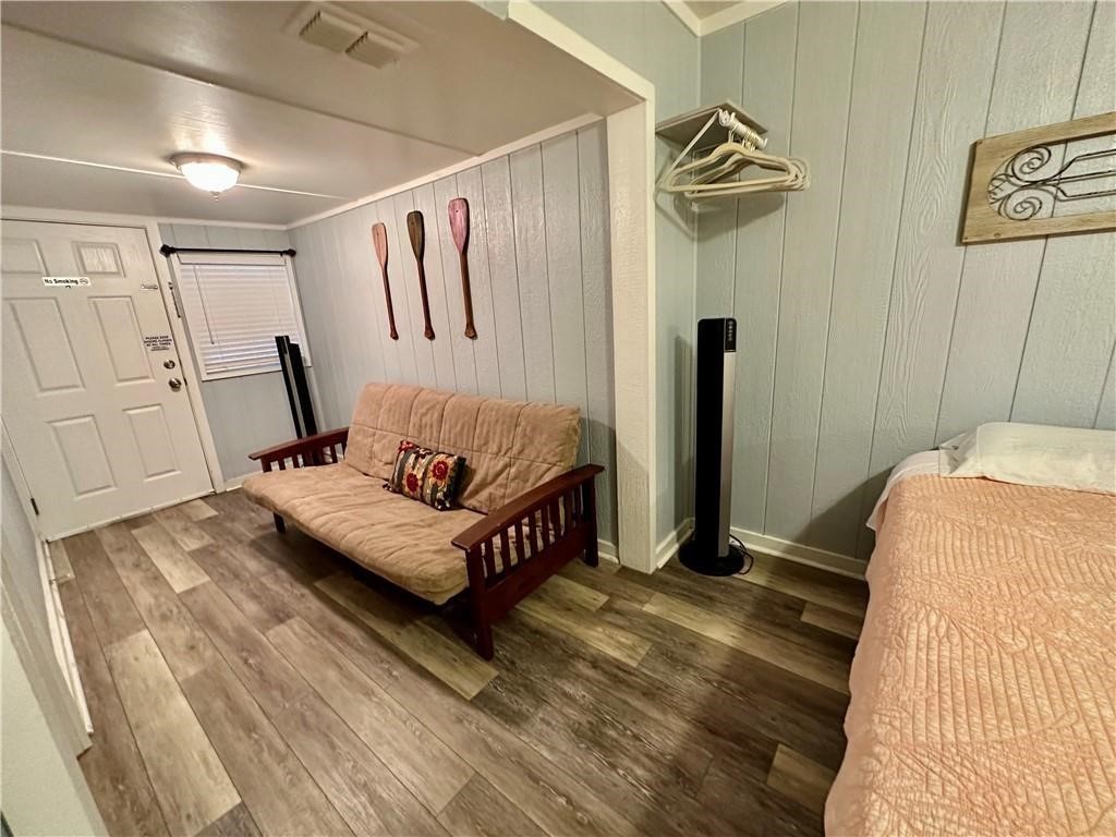 Corpus Christi, Texas, 78402, United States, 4 Bedrooms Bedrooms, ,3 BathroomsBathrooms,Residential,For Sale,1934192