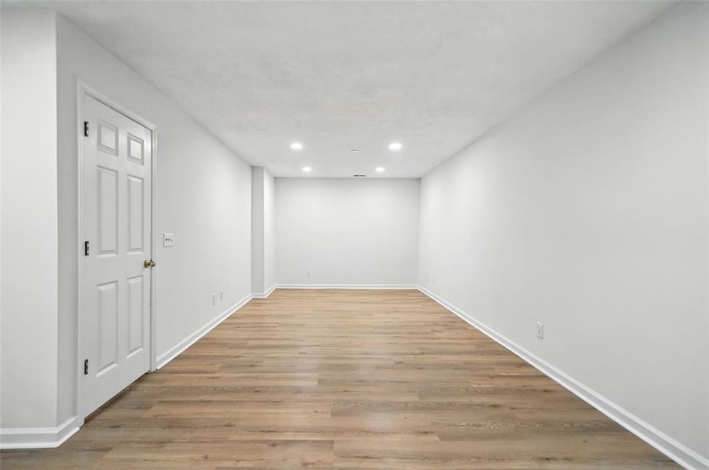 Cumming, Georgia, 30040, United States, 4 Bedrooms Bedrooms, ,3 BathroomsBathrooms,Residential,For Sale,1925510