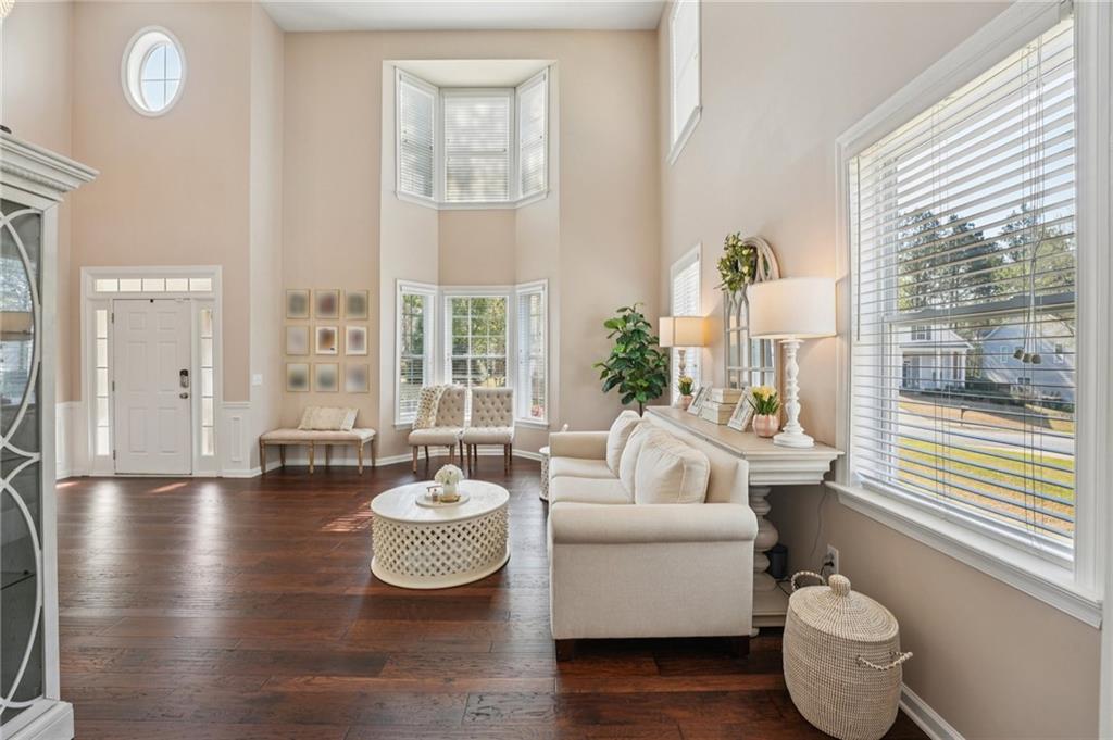 Canton, Georgia, 30115, United States, 6 Bedrooms Bedrooms, ,4 BathroomsBathrooms,Residential,For Sale,2035278