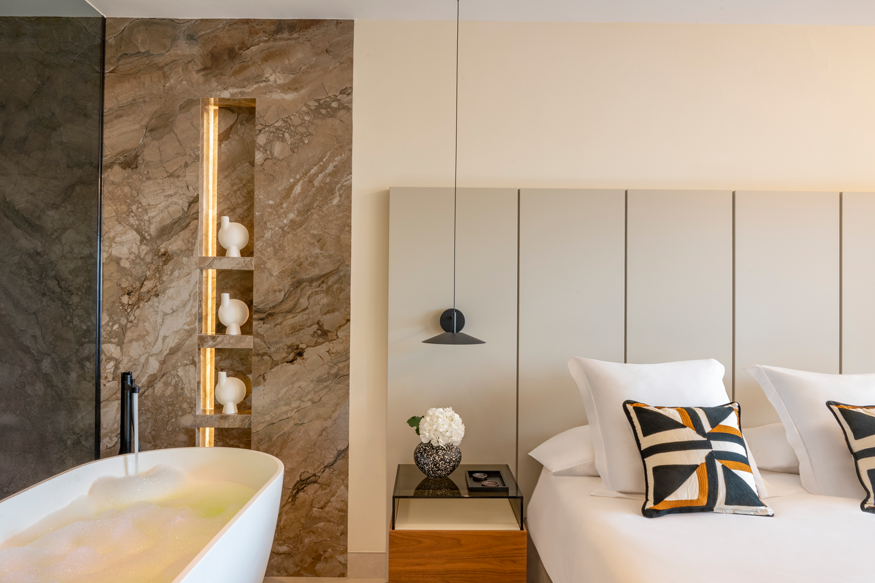  Renovated beachfront flat with sea views and direct promenade access - 物件實景