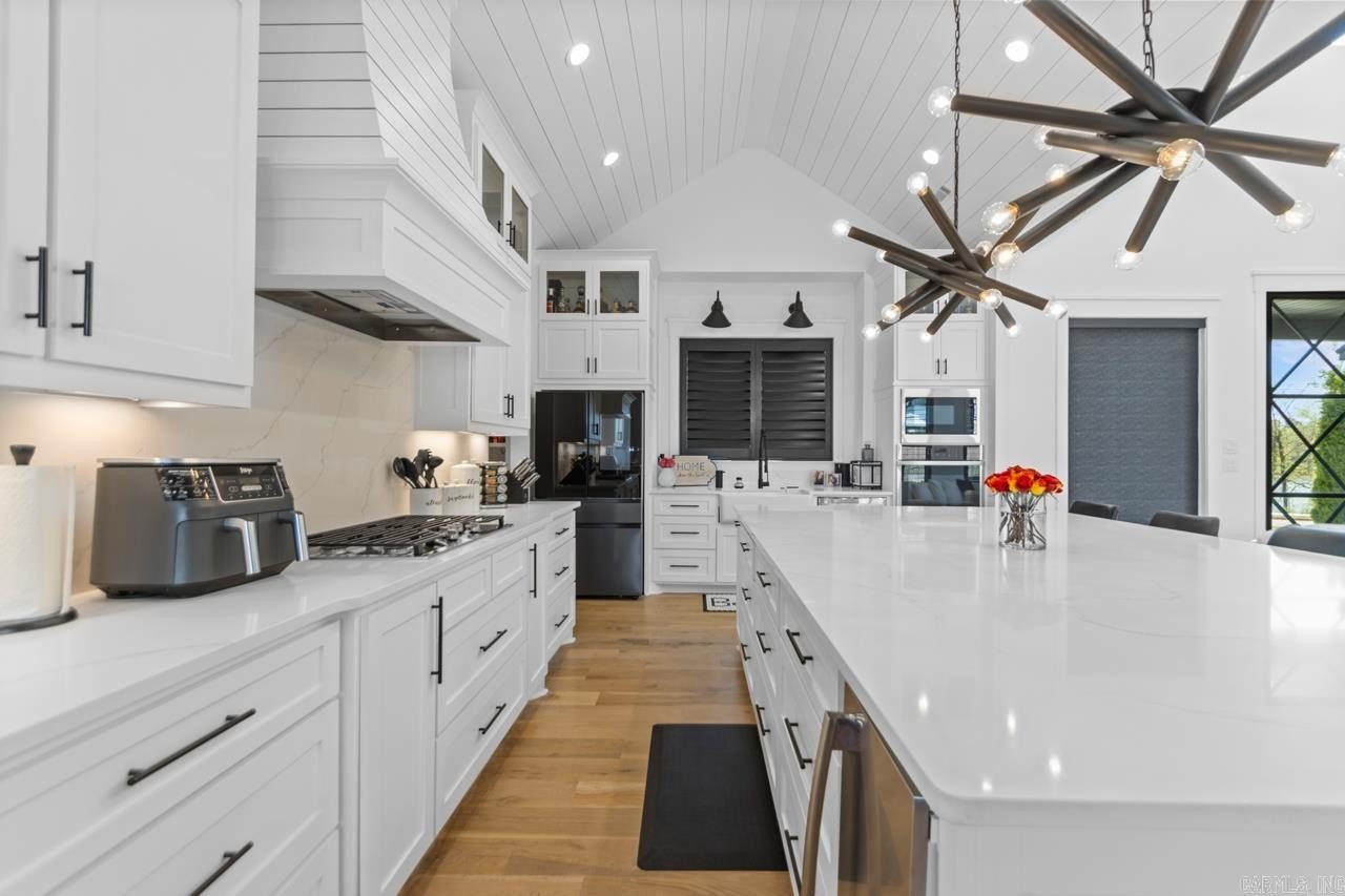 Benton, Arkansas, 72019, United States, 4 Bedrooms Bedrooms, ,3 BathroomsBathrooms,Residential,For Sale,1981558