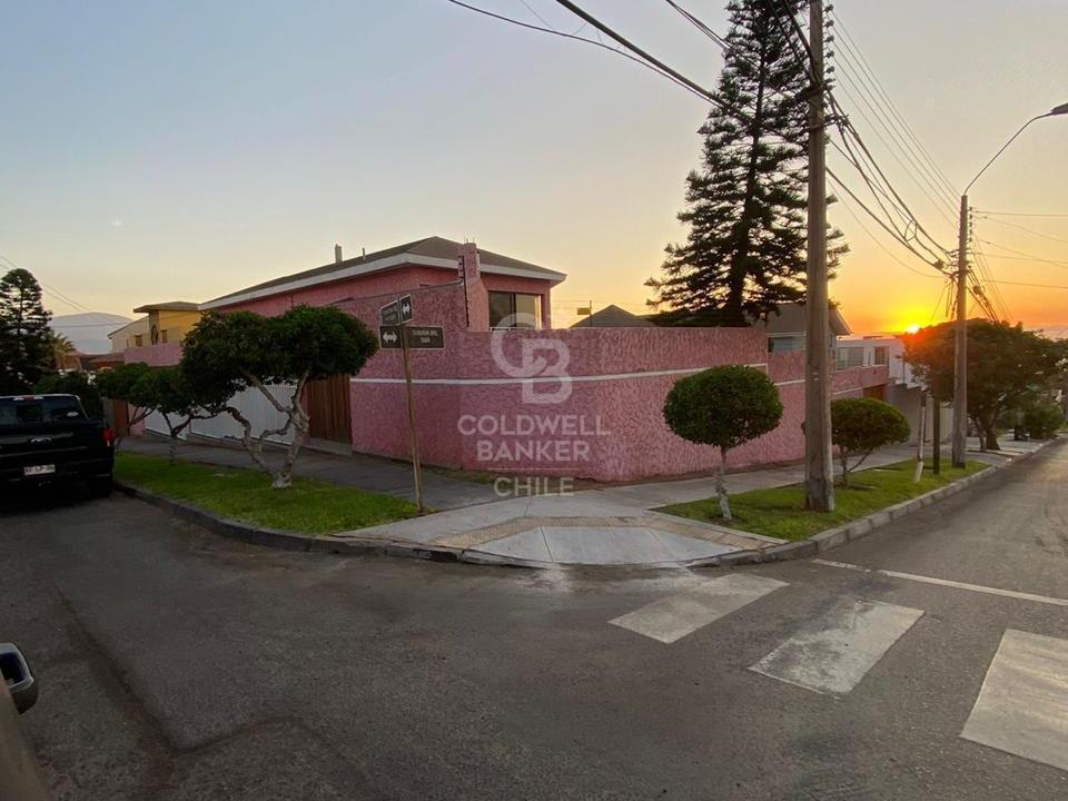 Antofagasta, Chile, 5 Bedrooms Bedrooms, ,4 BathroomsBathrooms,Residential,For Sale,1959435