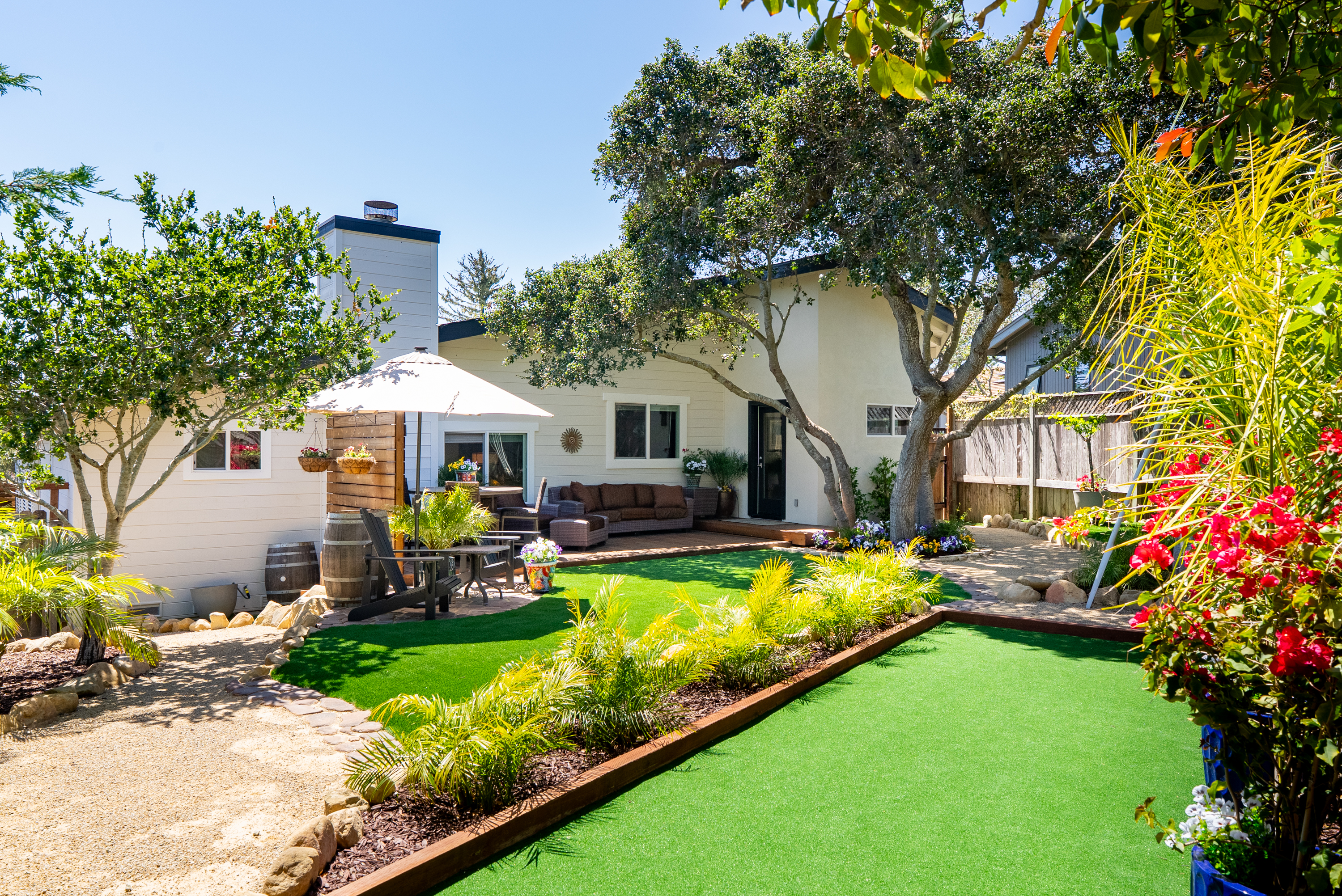  5282 Hillcrest Drive - 物件實景